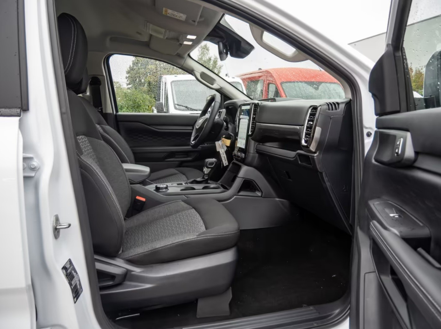 FORD Ranger DoKa XLT 2.0 Eco Blue 4x4 Automat-image-17
