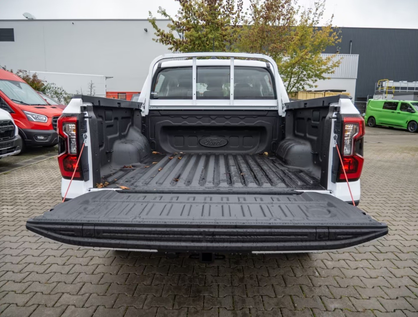 FORD Ranger DoKa XLT 2.0 Eco Blue 4x4 Automat-image-5
