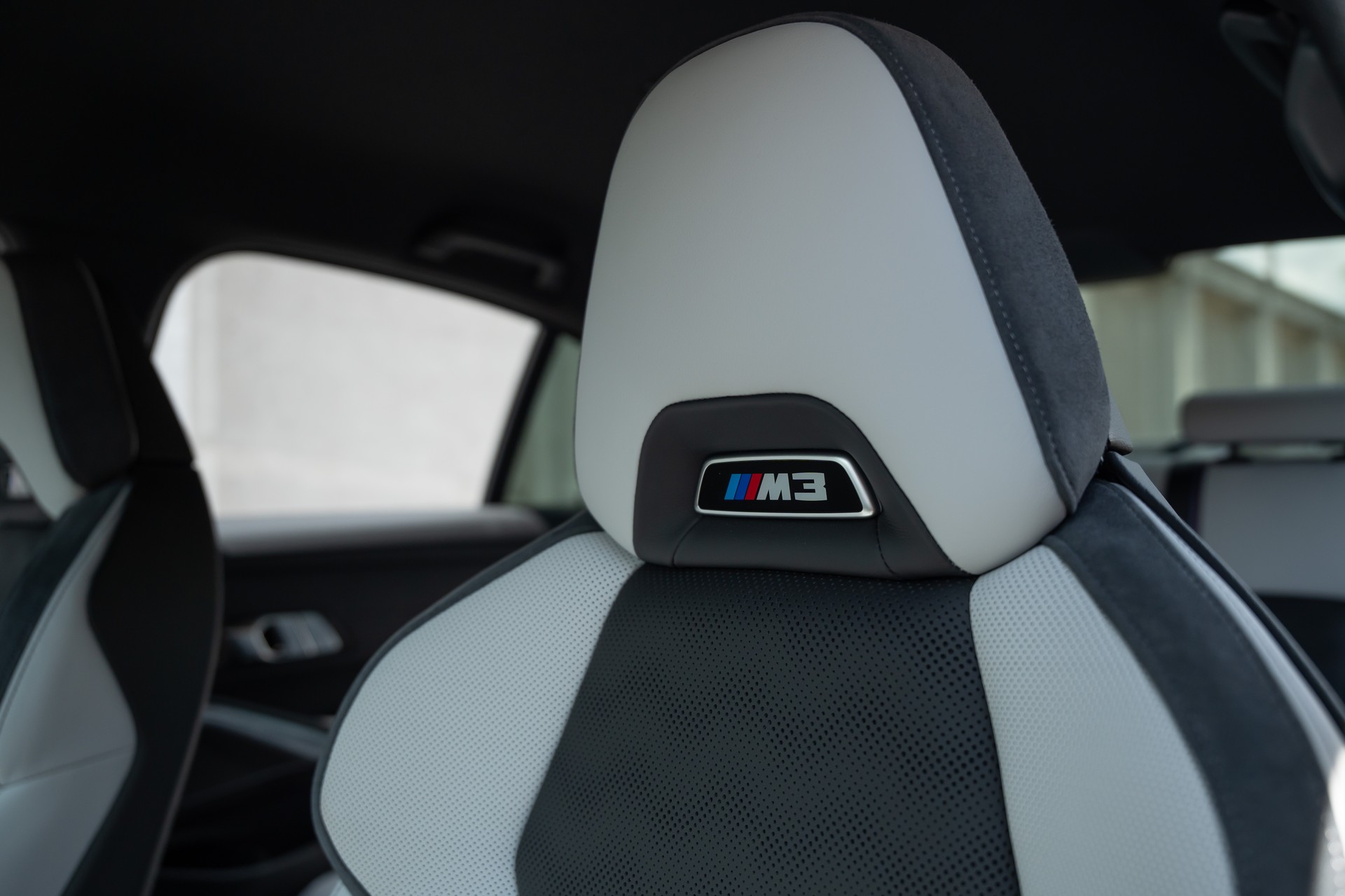 BMW M3 Competition M xDrive LCI-image-27