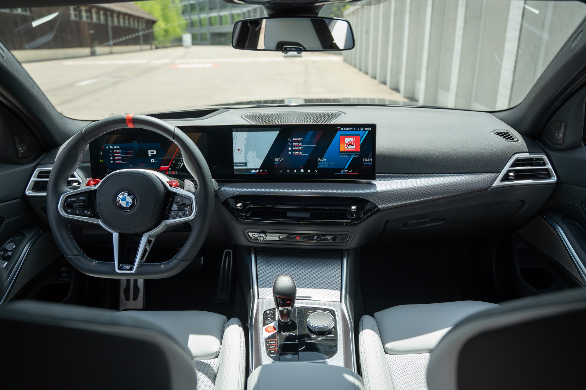 BMW M3 Competition M xDrive LCI-image-11