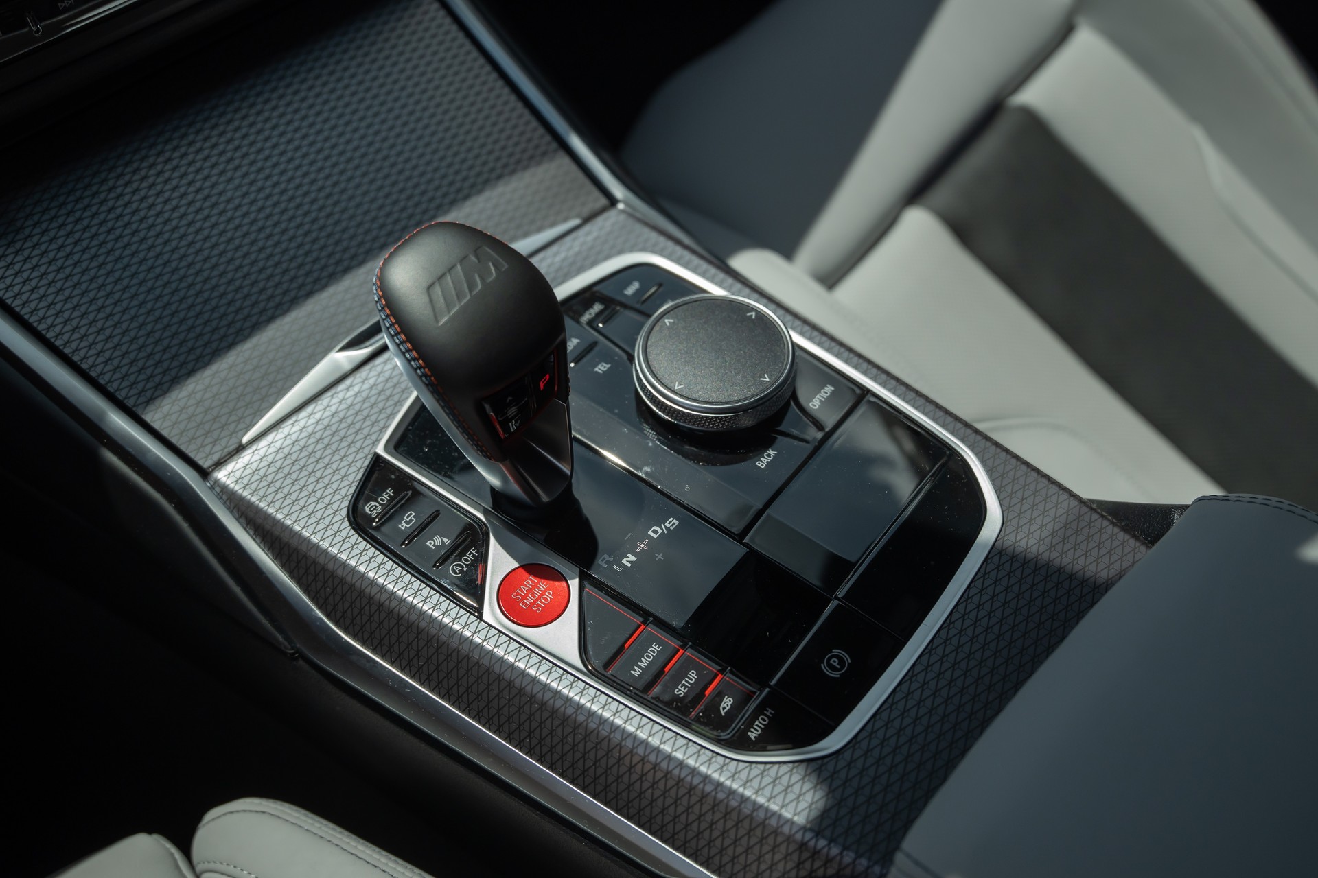 BMW M3 Competition M xDrive LCI-image-13