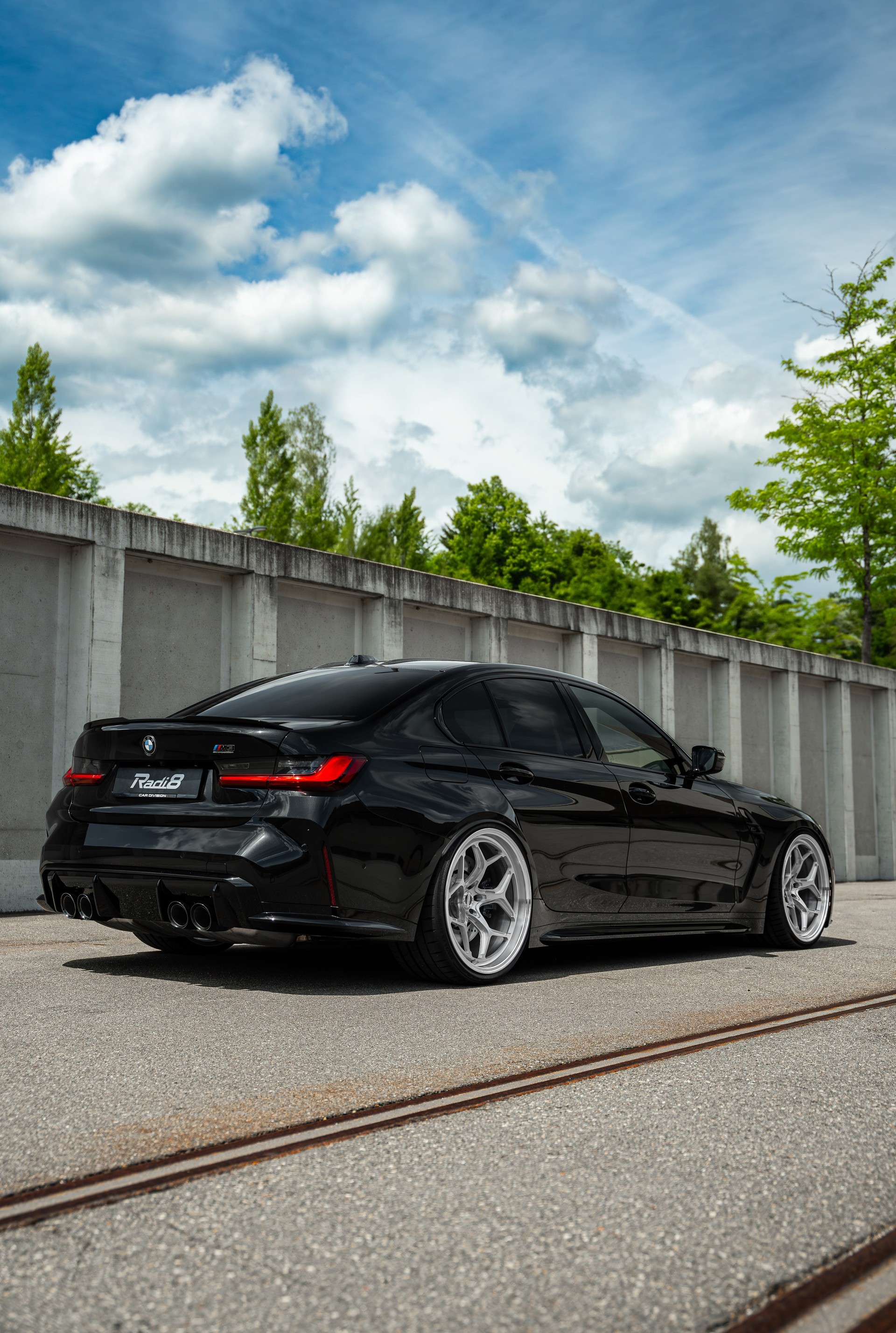 BMW M3 Competition M xDrive LCI-showroom-element-3