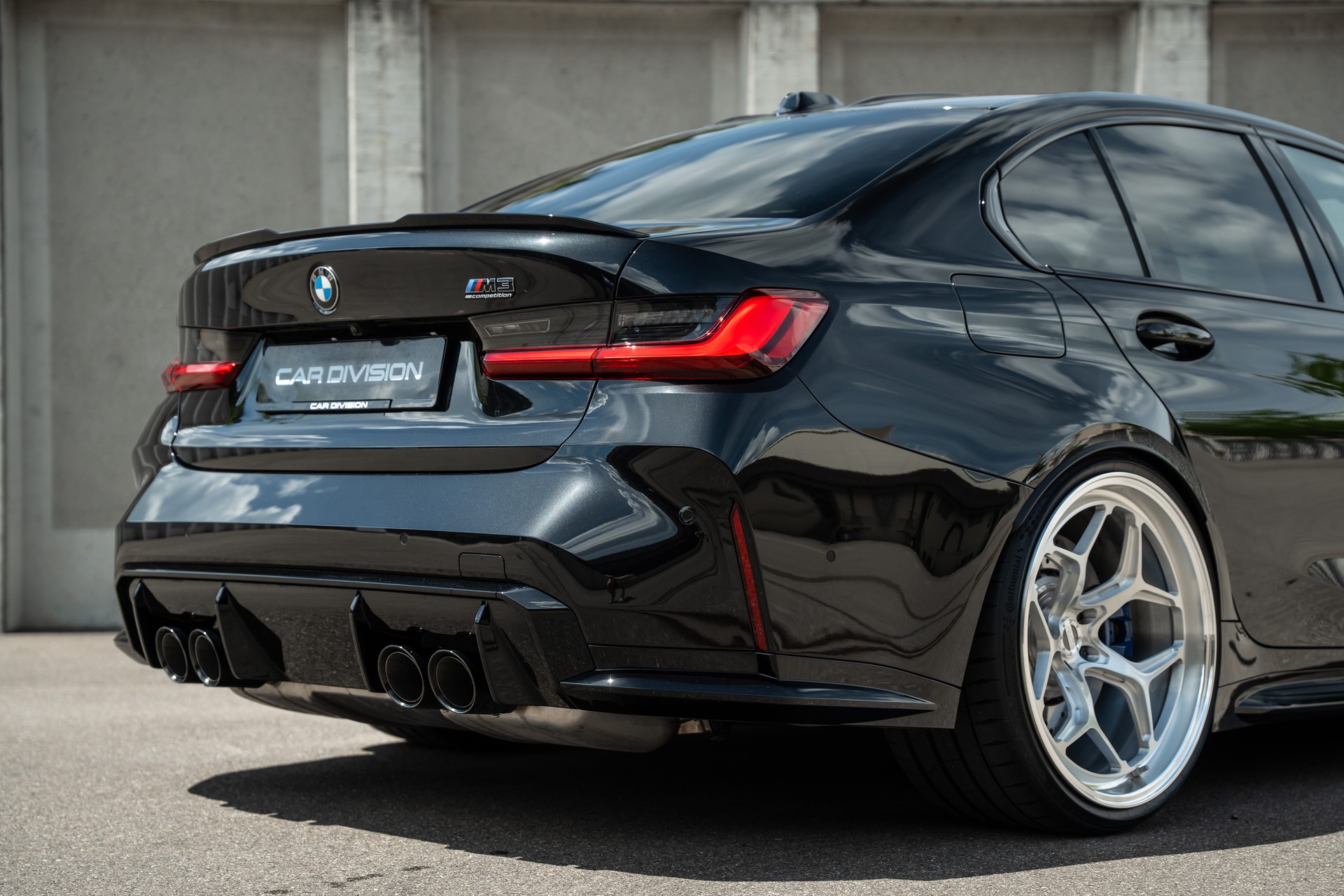 BMW M3 Competition M xDrive LCI-image-5