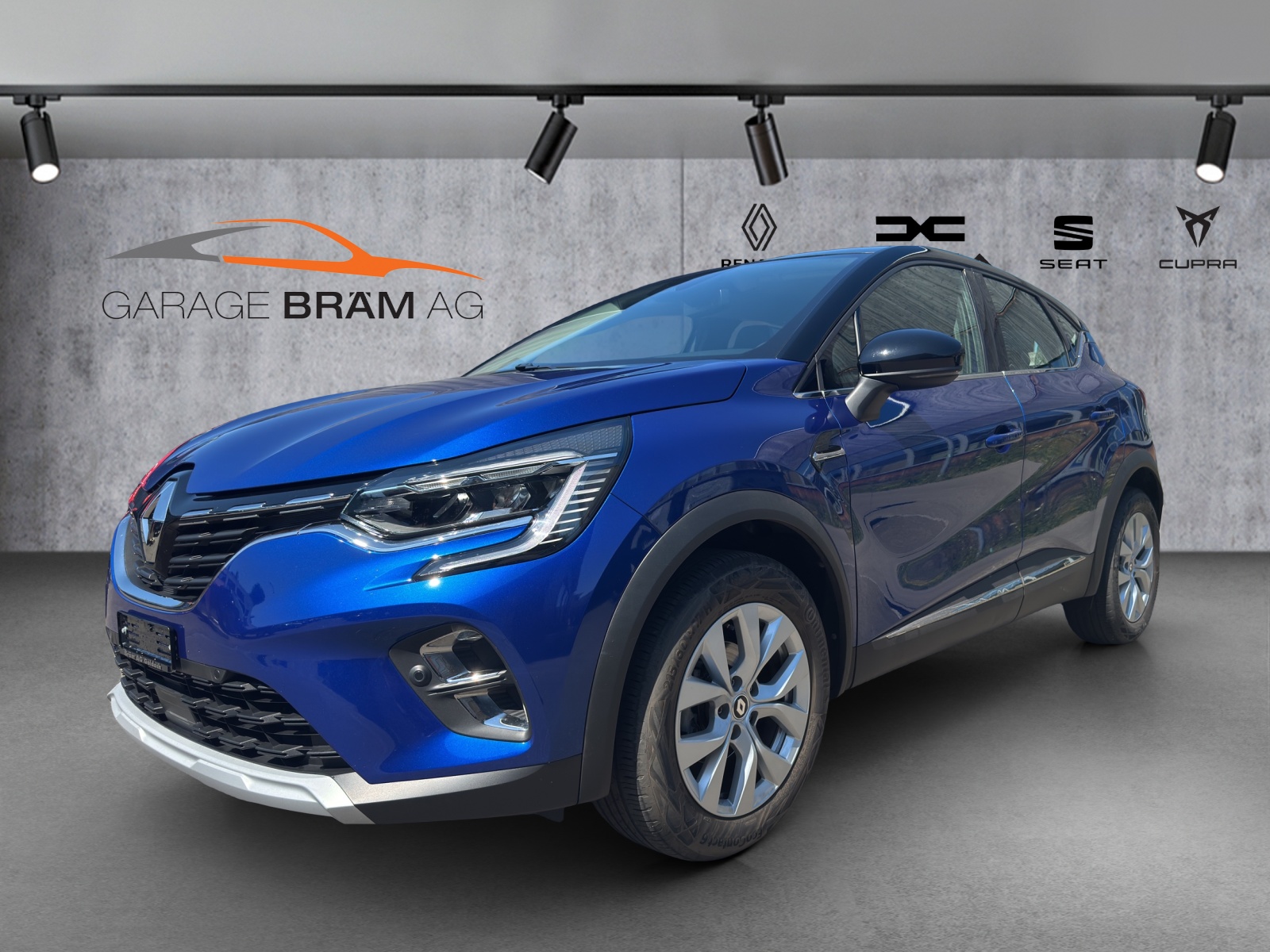 RENAULT Captur 1.3 TCe EDC Intens EDC-image-0