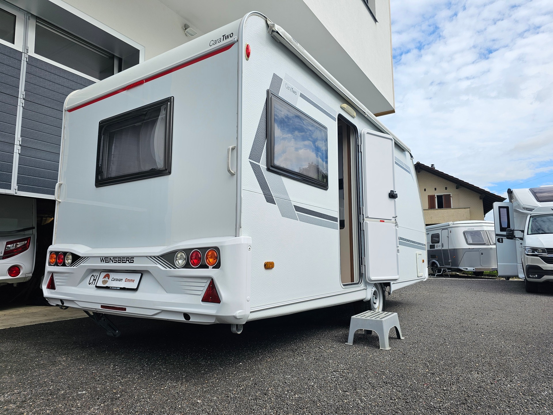 WEINSBERG Cara Two 450-image-0