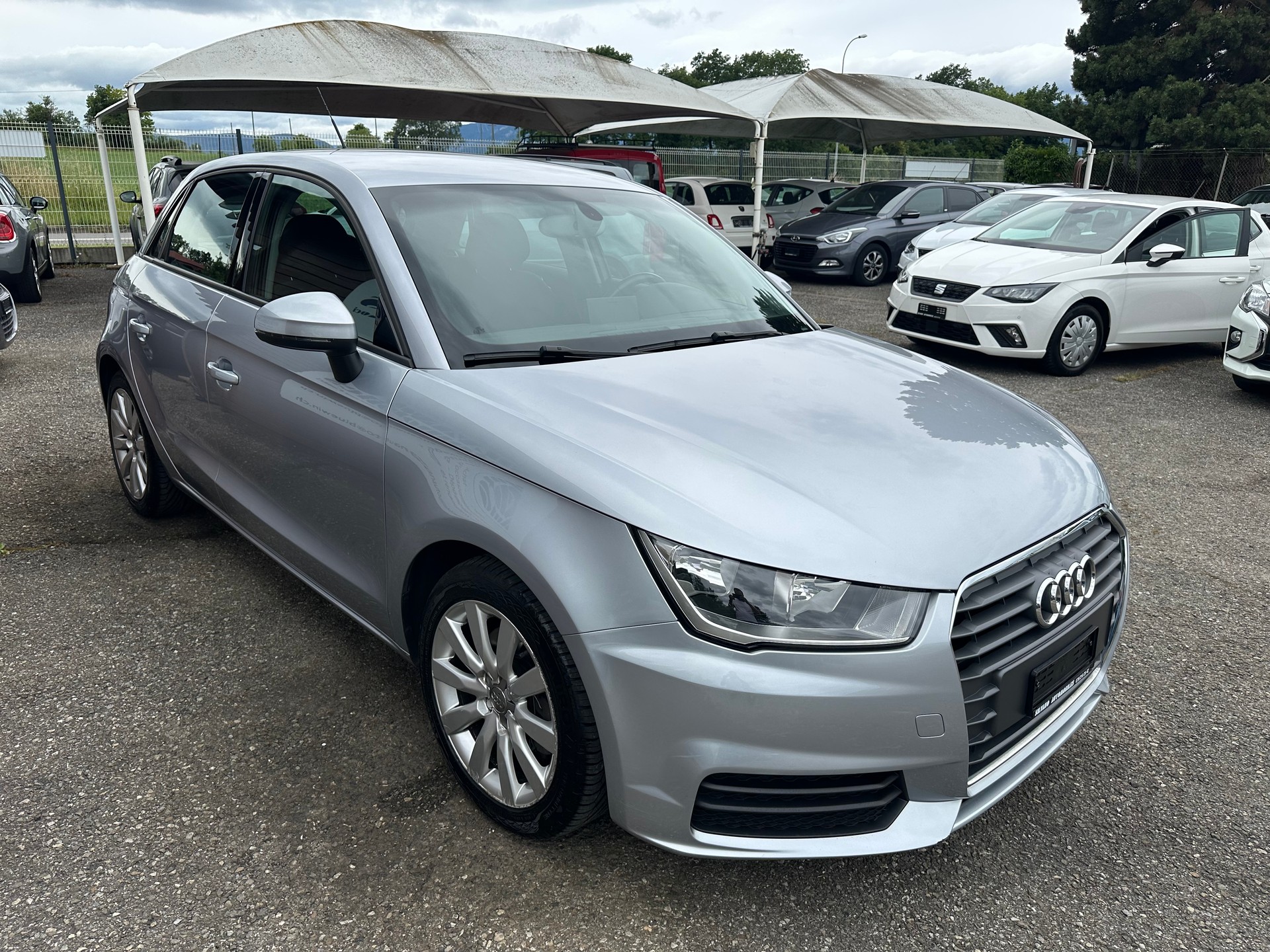 AUDI A1 Sportback 1.4 TFSI Sport S-tronic-showroom-element-2