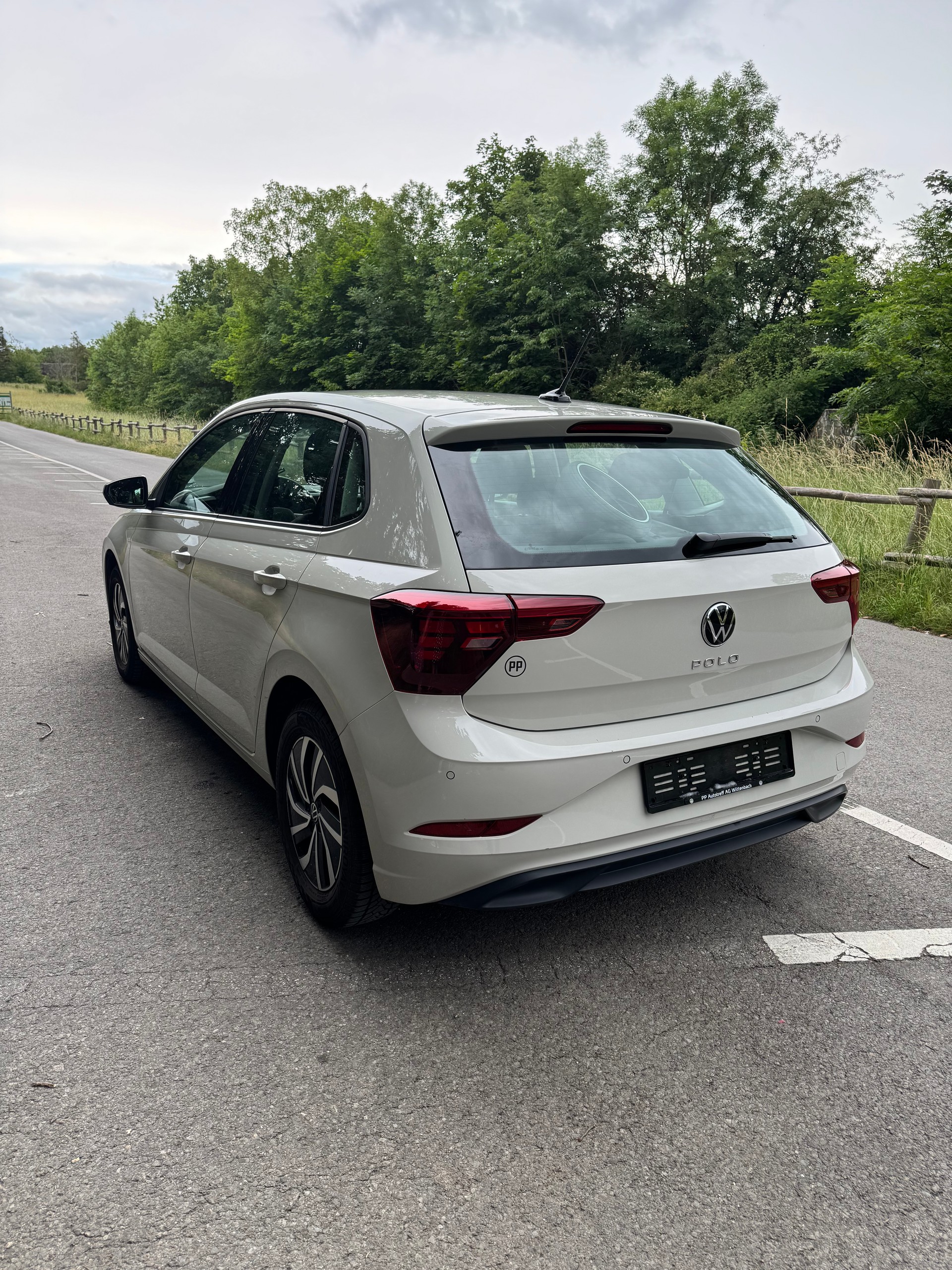 VW POLO 1.0 TSI Life DSG-image-1