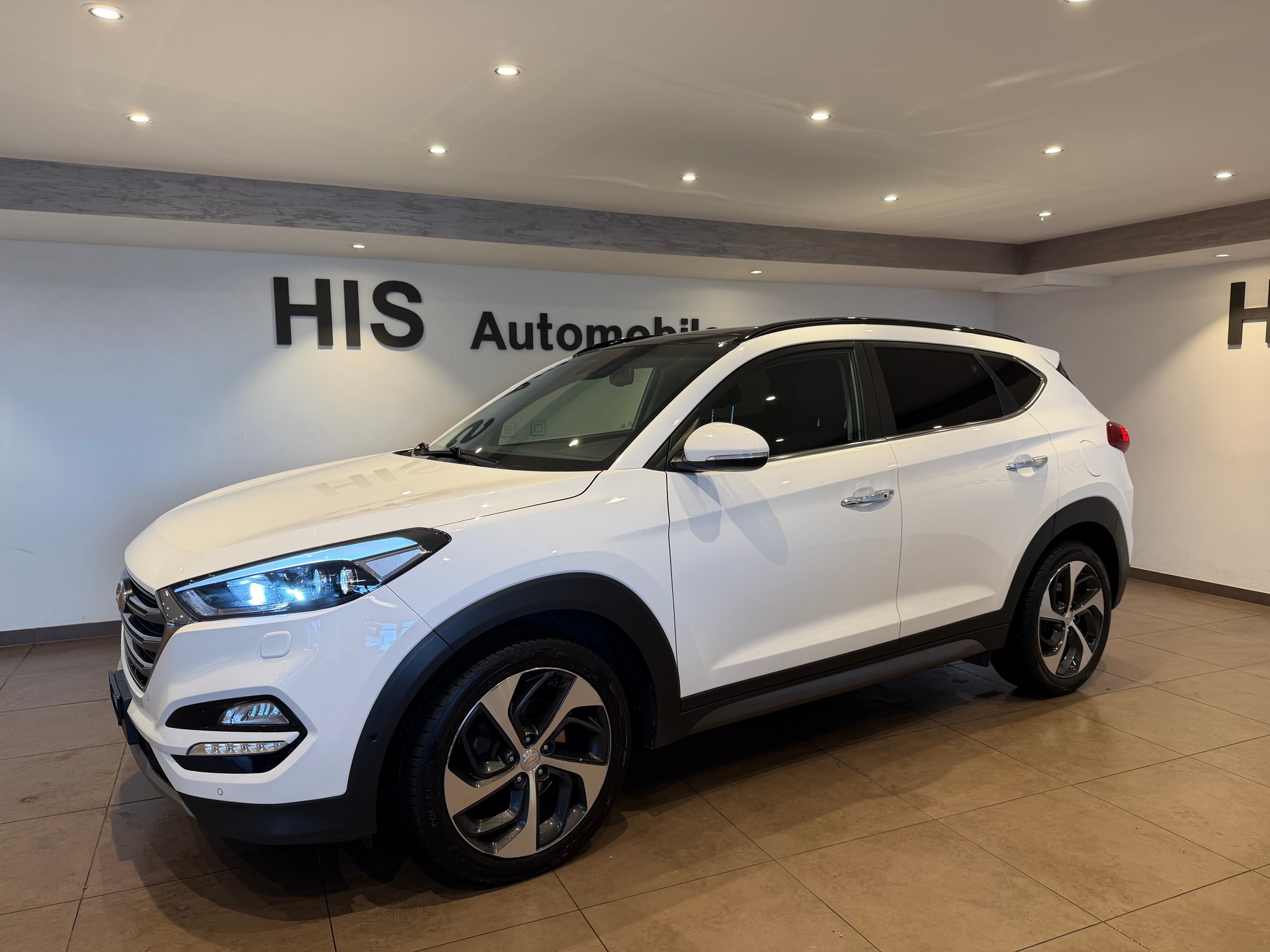 HYUNDAI Tucson 2.0 CRDi 185 Vertex 4WD-image-2