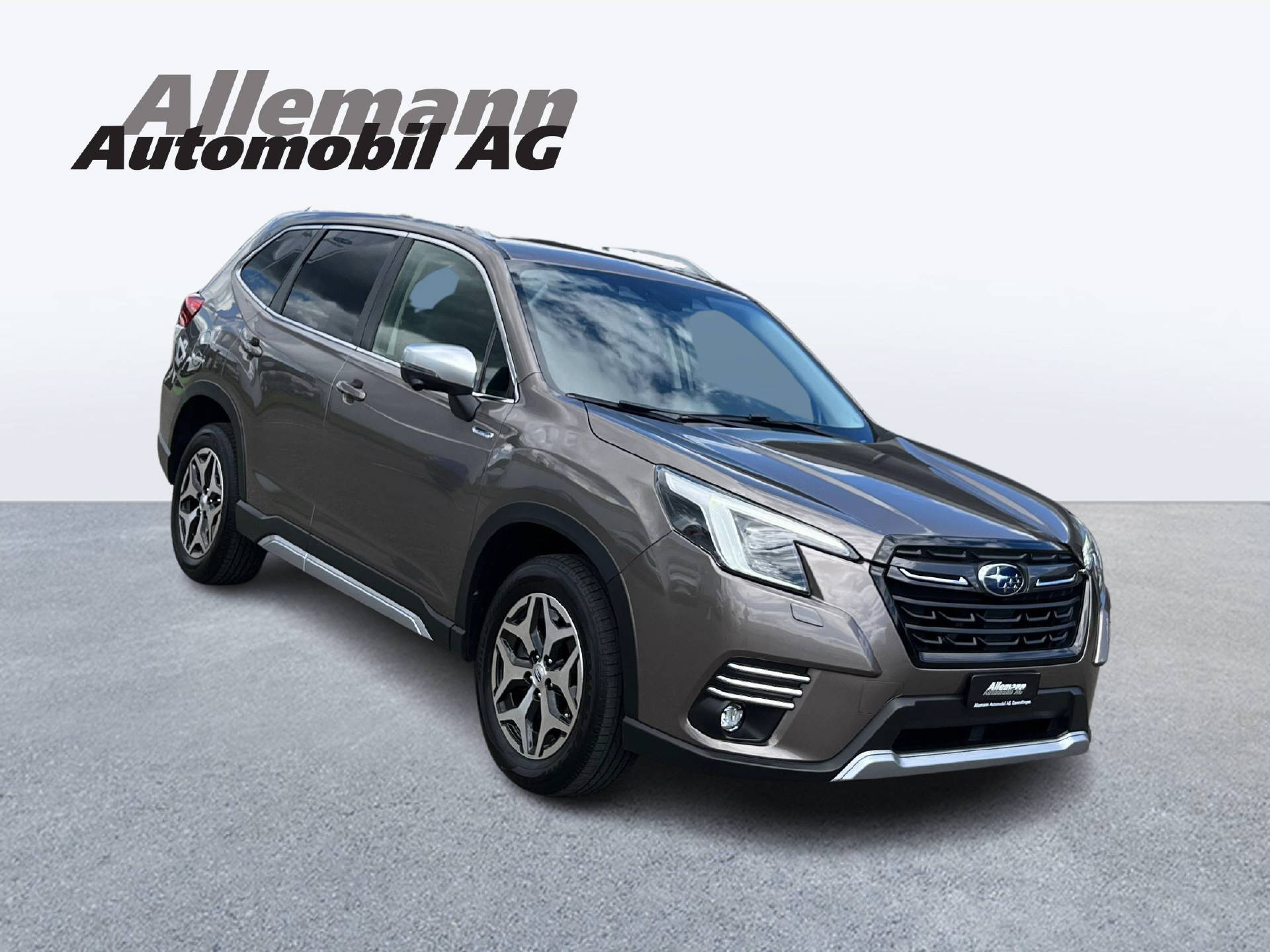 SUBARU Forester Station 2.0i e-Boxer Swiss Plus-image-2