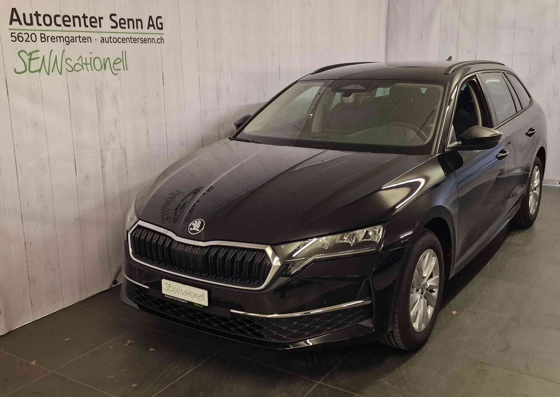 SKODA Octavia Combi 2.0 TDI DSG Selection-image-1