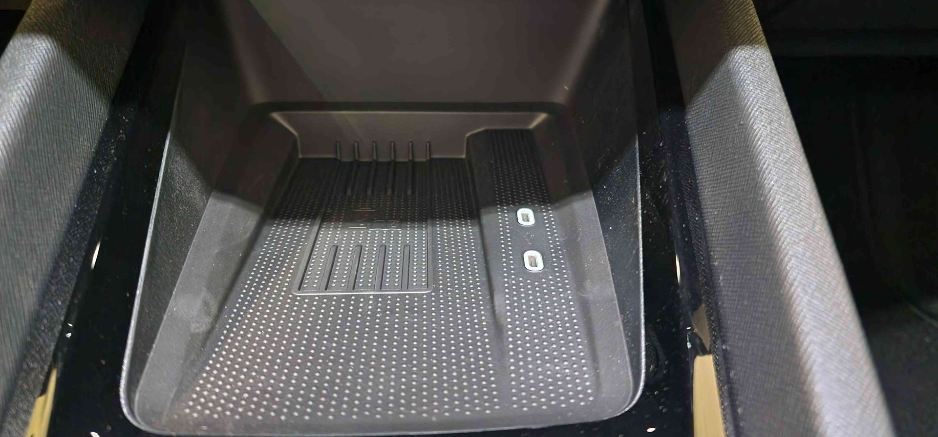 SKODA Octavia Combi 2.0 TDI DSG Selection-image-10