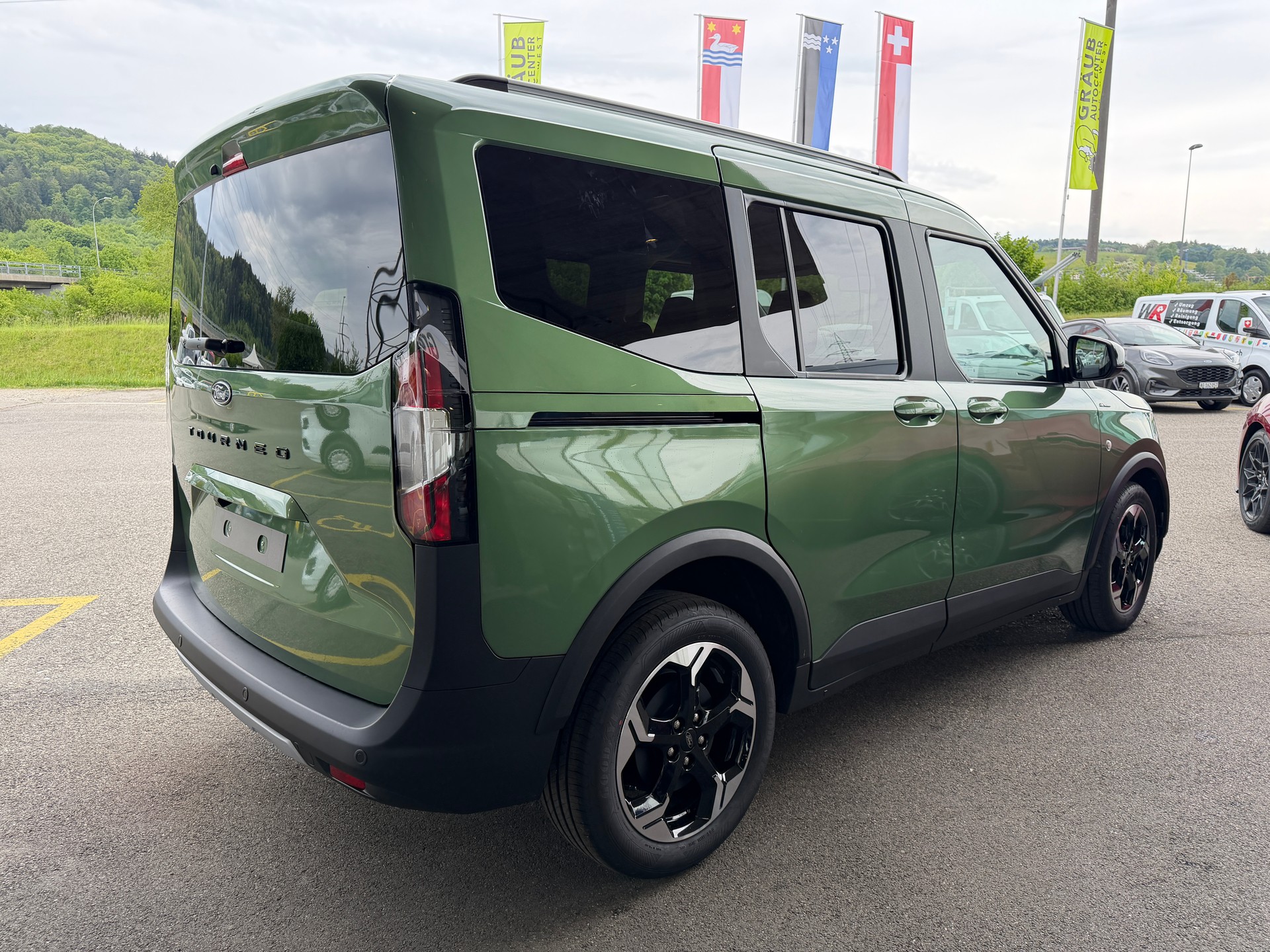 FORD Tourneo Courier 1.0 EcoBoost Active Automat-image-5