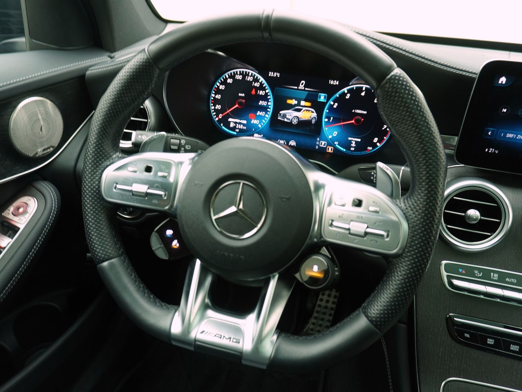 MERCEDES-BENZ GLC-Klasse GLC 43 AMG 4matic-image-11
