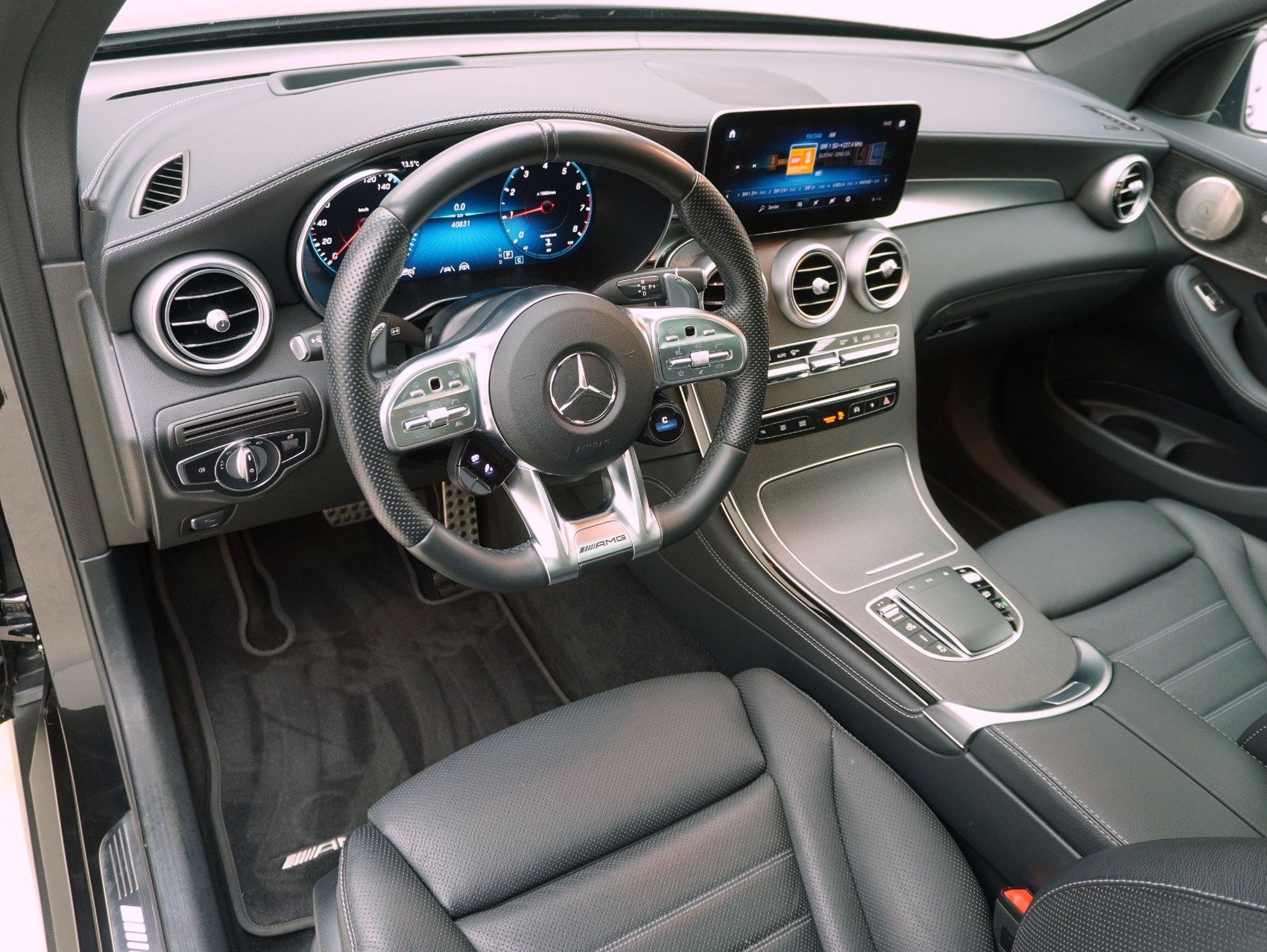 MERCEDES-BENZ GLC-Klasse GLC 43 AMG 4matic-image-10