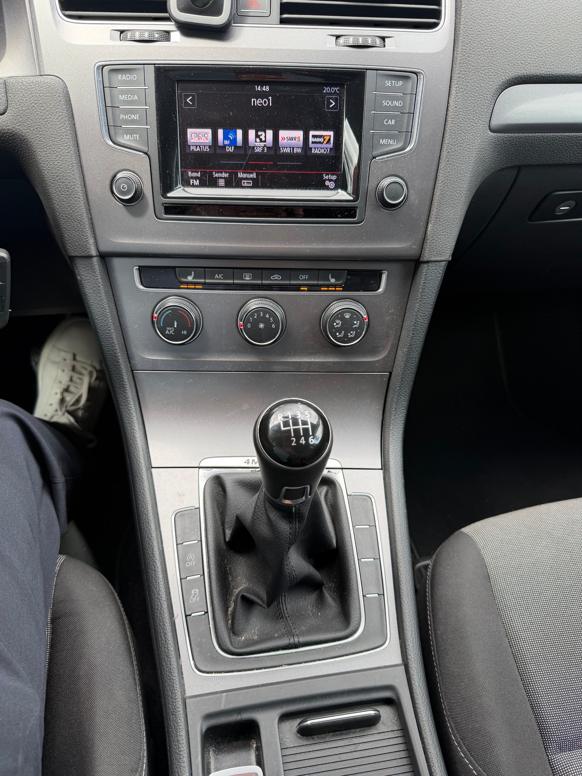 VW Golf 1.6 TDI 4Motion-image-9