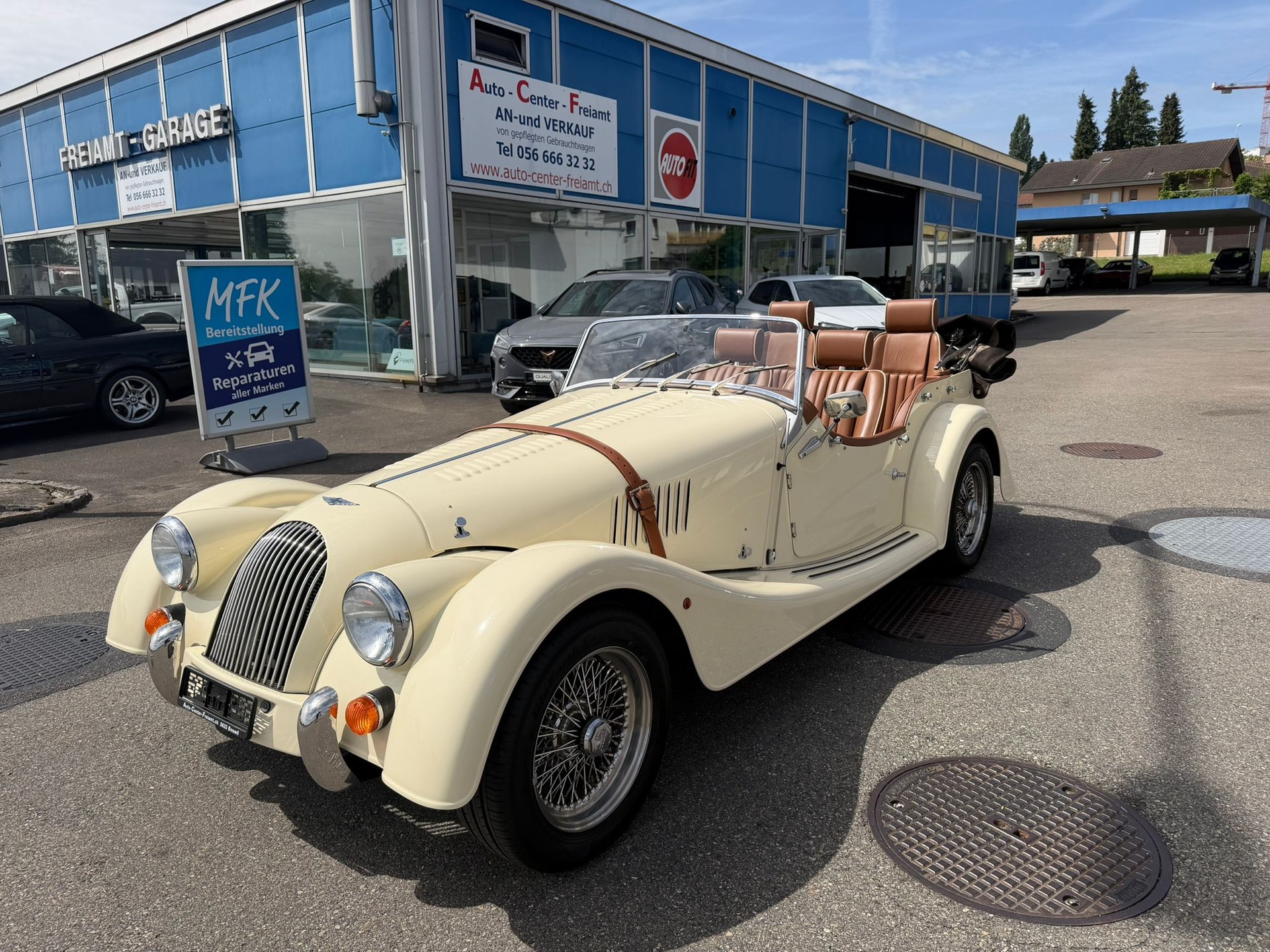 MORGAN Plus 4 2.0 Swiss Pack-image-0
