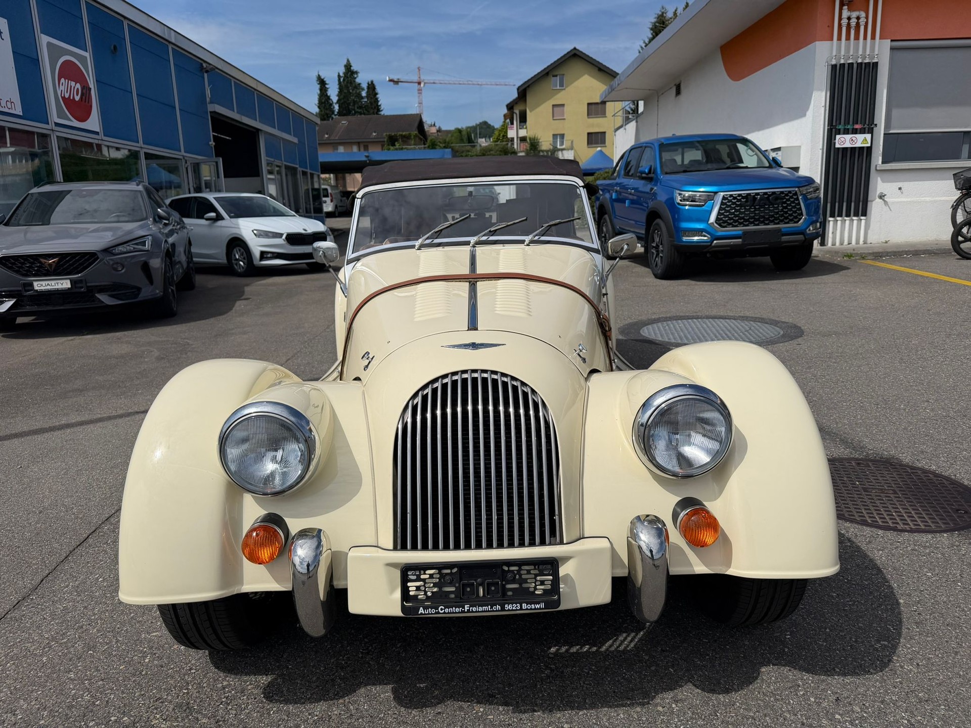 MORGAN Plus 4 2.0 Swiss Pack-image-21