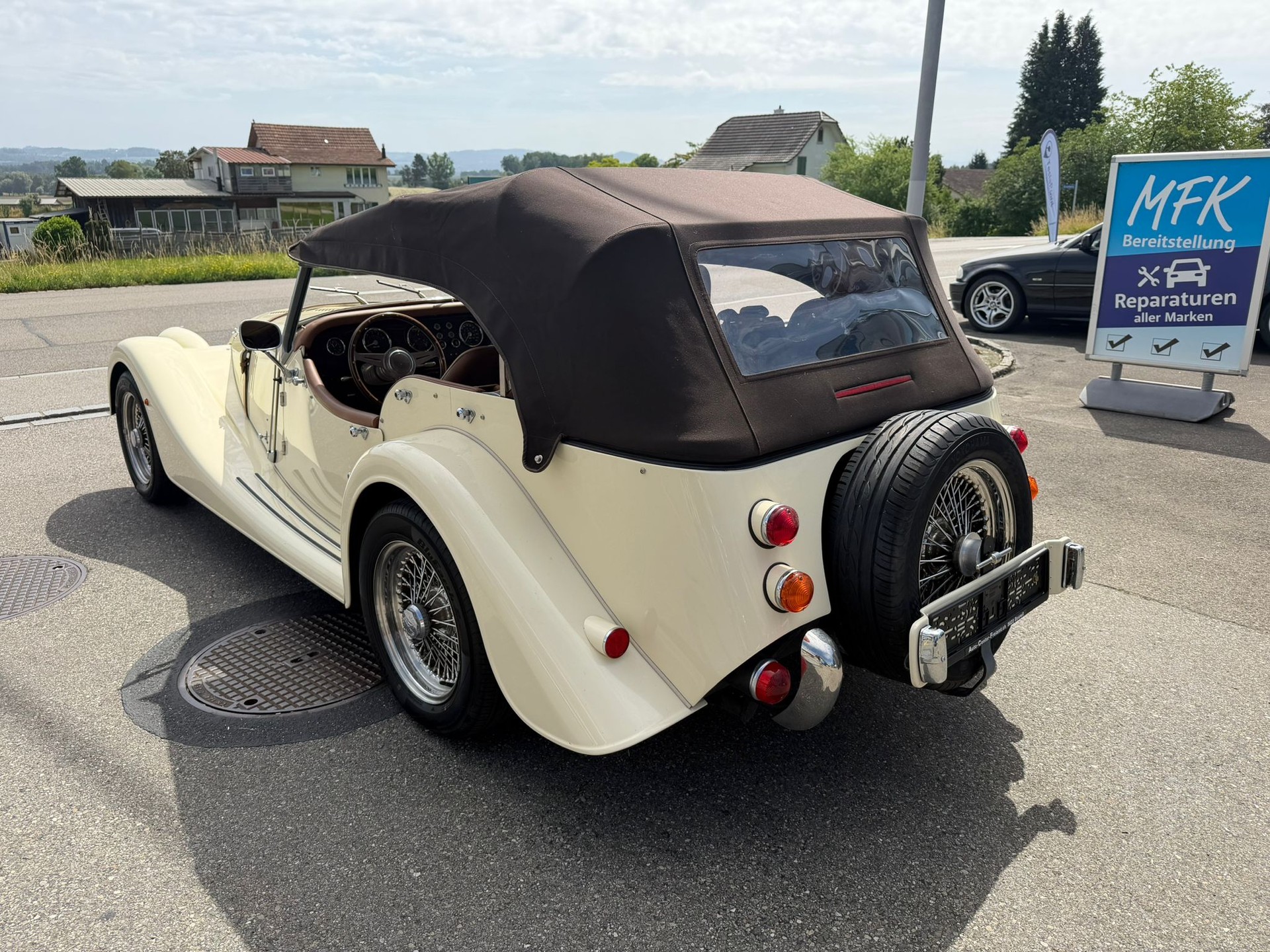 MORGAN Plus 4 2.0 Swiss Pack-image-16