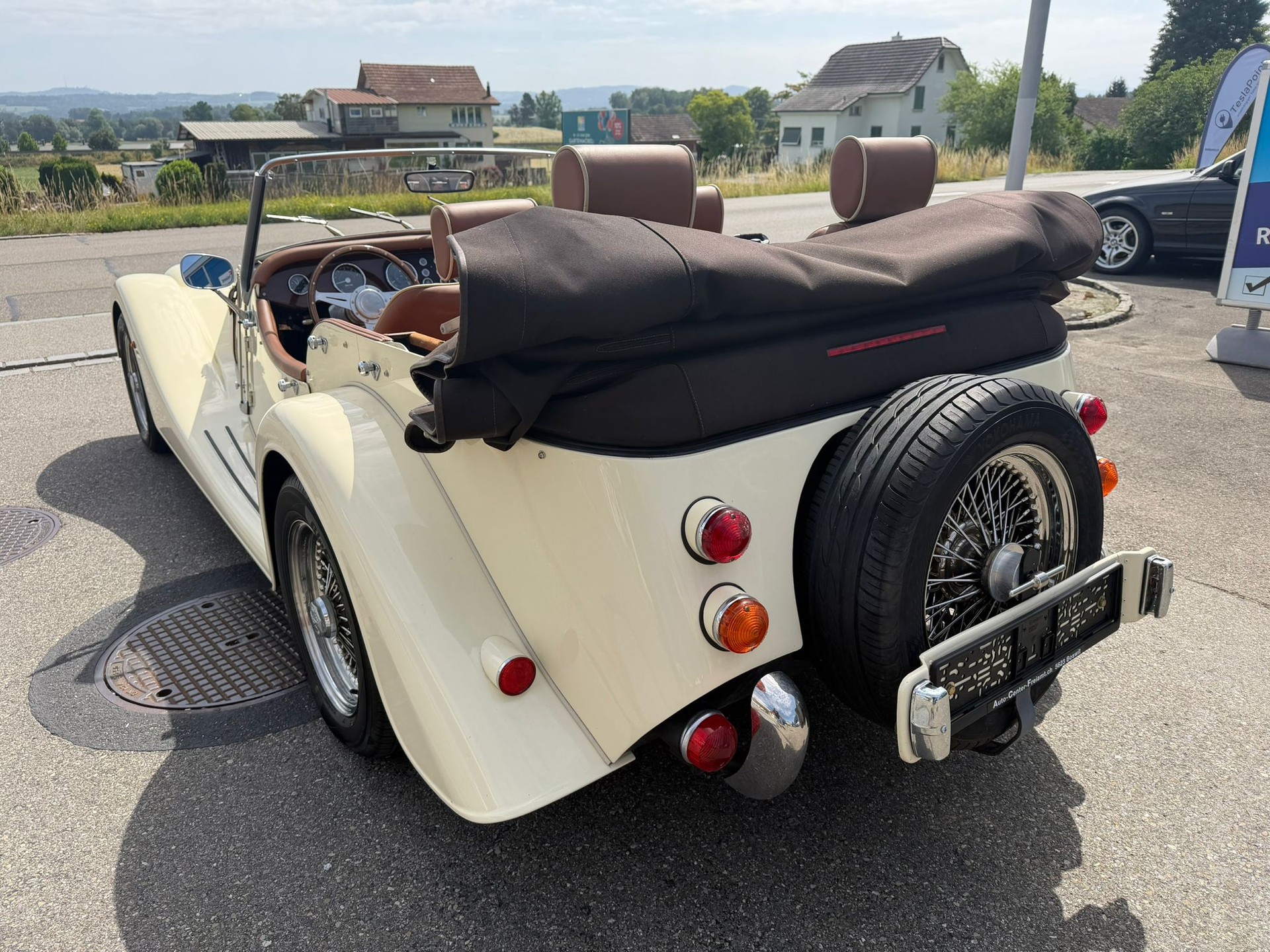 MORGAN Plus 4 2.0 Swiss Pack-image-2