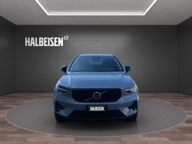VOLVO XC40 2.0 B4 MH Plus Dark-image-1