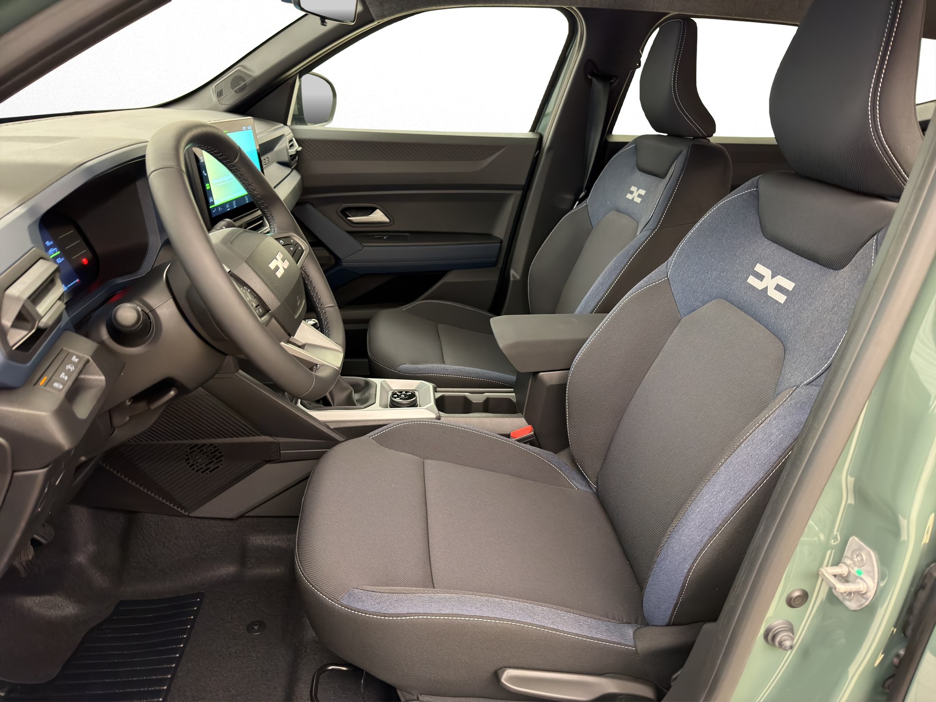 DACIA Duster 1.2 TCe Journey 4WD-image-6