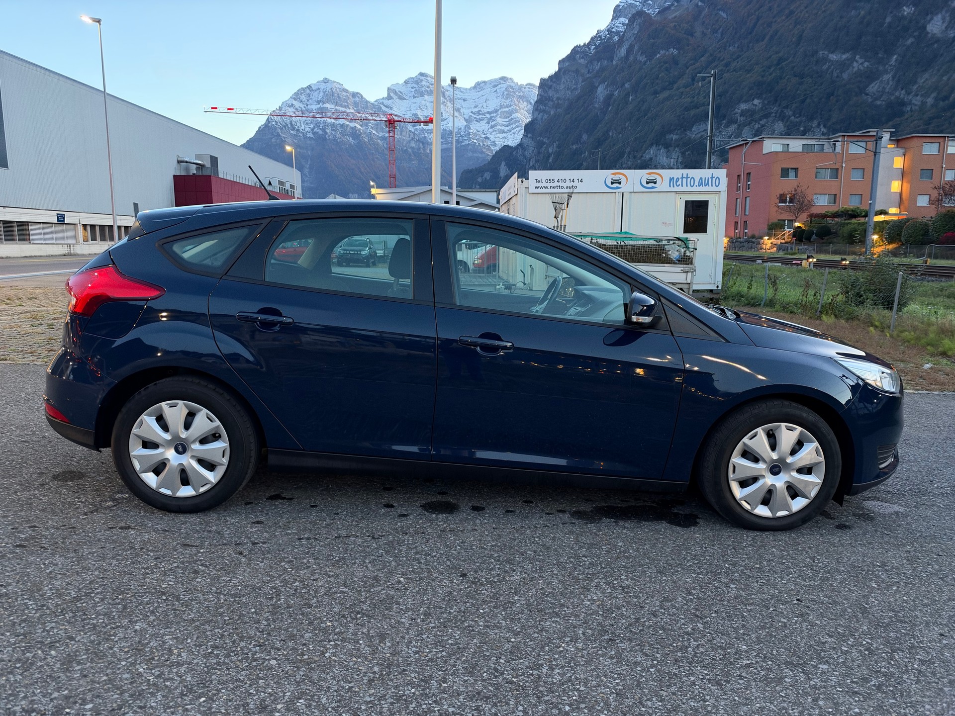FORD Focus 1.0 SCTi Trend Automatic-image-6
