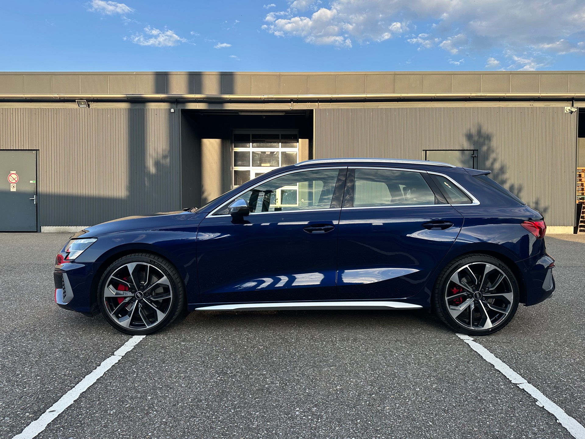 AUDI 2.0 TFSI quattro S-Tronic-image-4