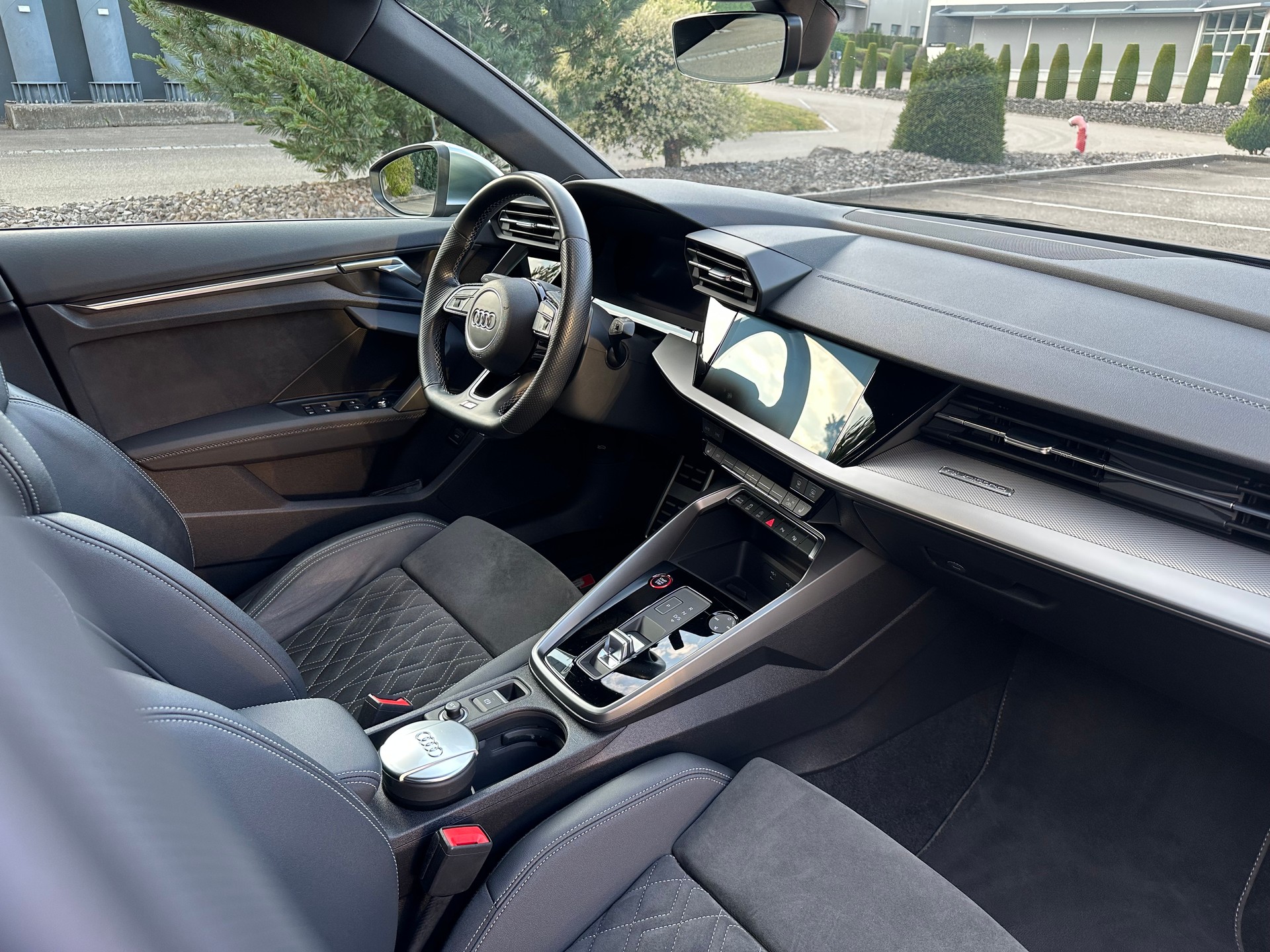 AUDI 2.0 TFSI quattro S-Tronic-image-8
