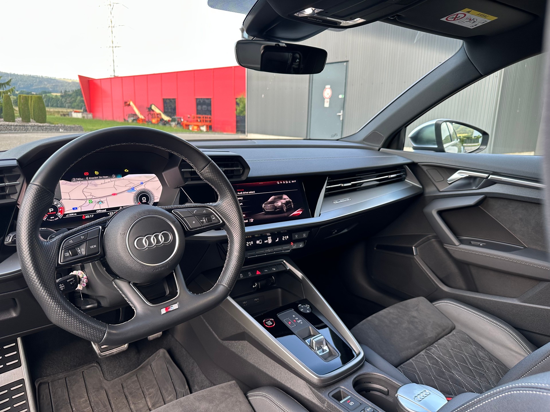 AUDI 2.0 TFSI quattro S-Tronic-image-10