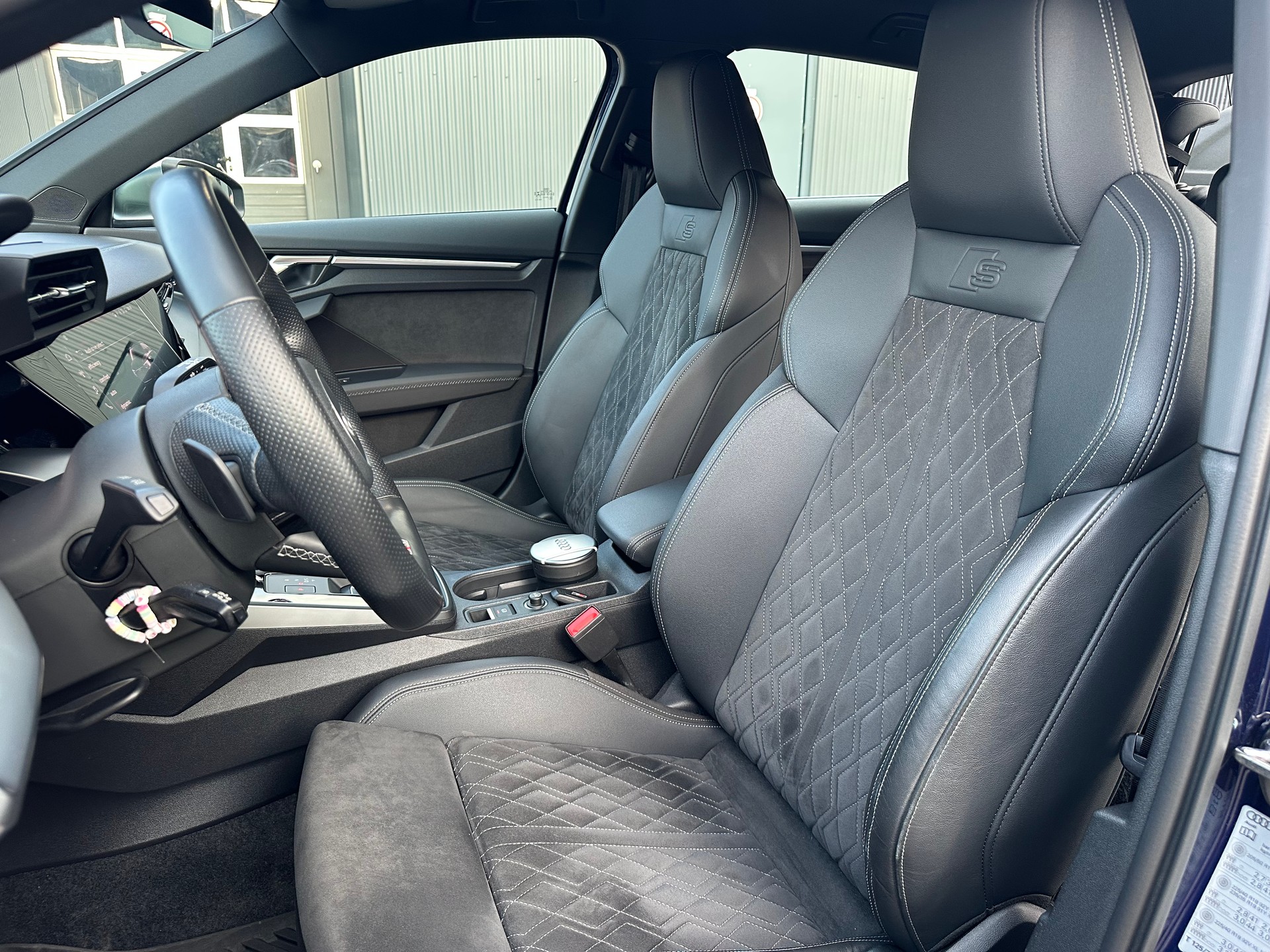 AUDI 2.0 TFSI quattro S-Tronic-image-12