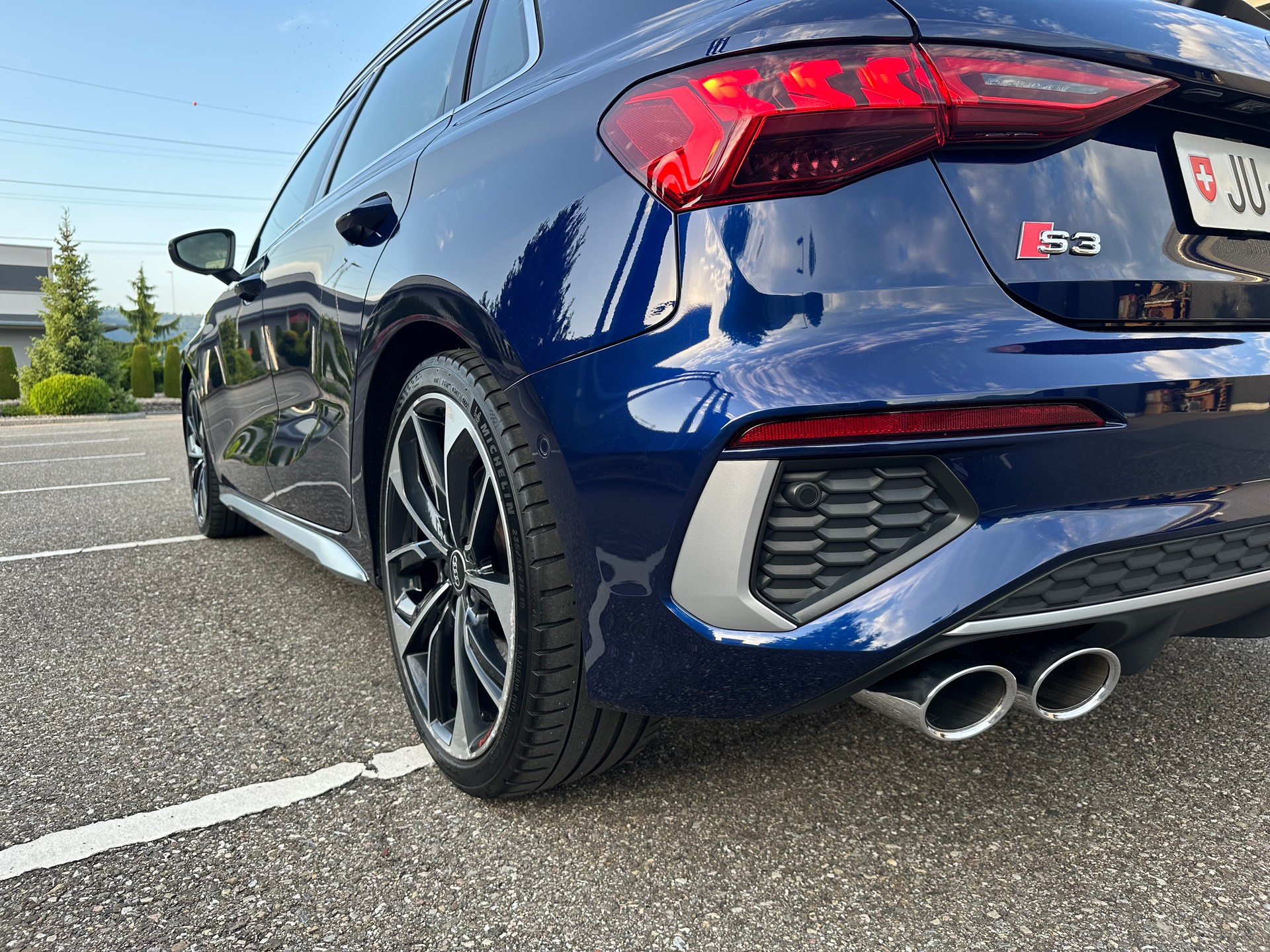 AUDI 2.0 TFSI quattro S-Tronic-image-6