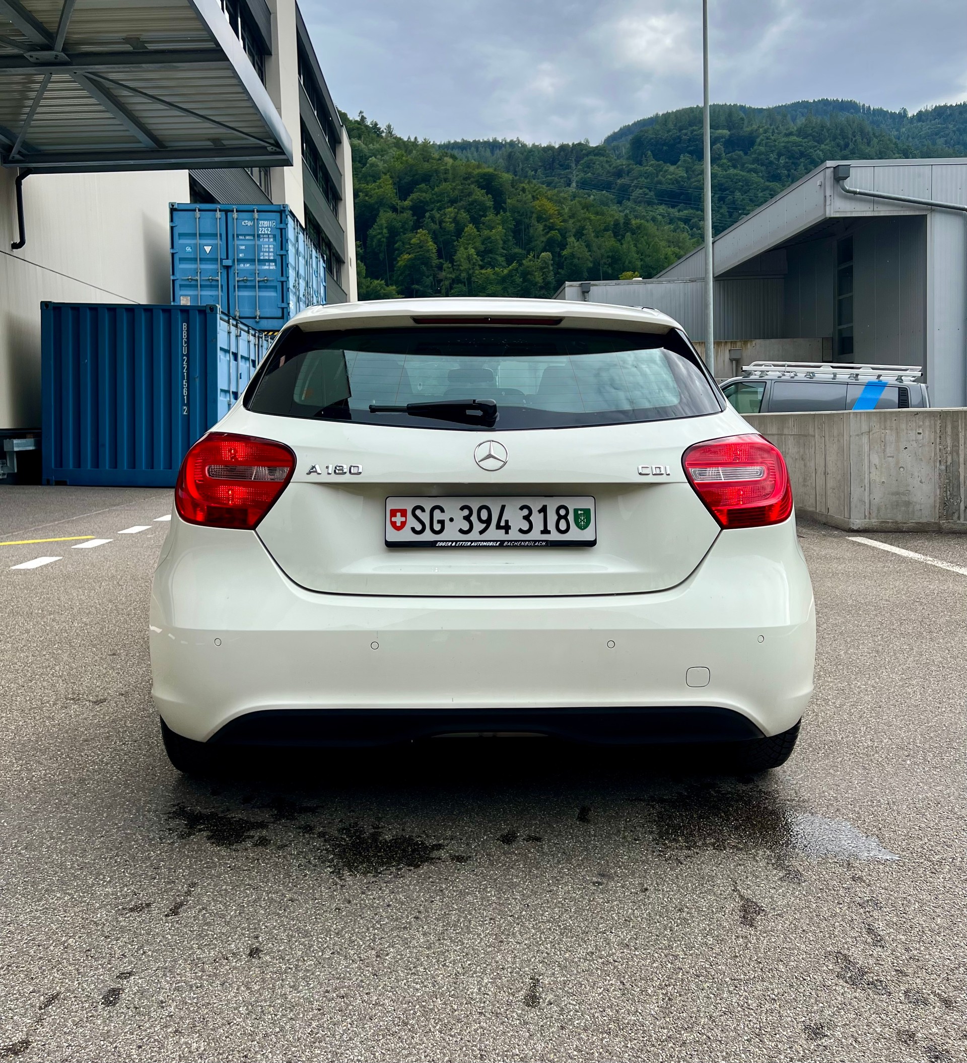 MERCEDES-BENZ A 180-image-3