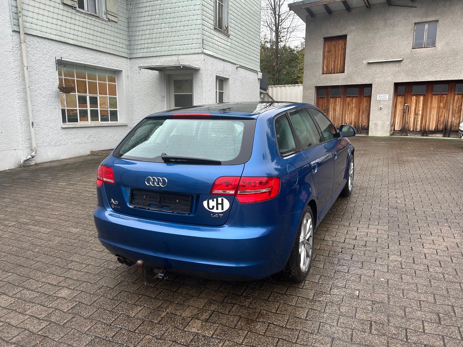 AUDI A3 Sportback 1.4 TFSI Ambiente-image-7