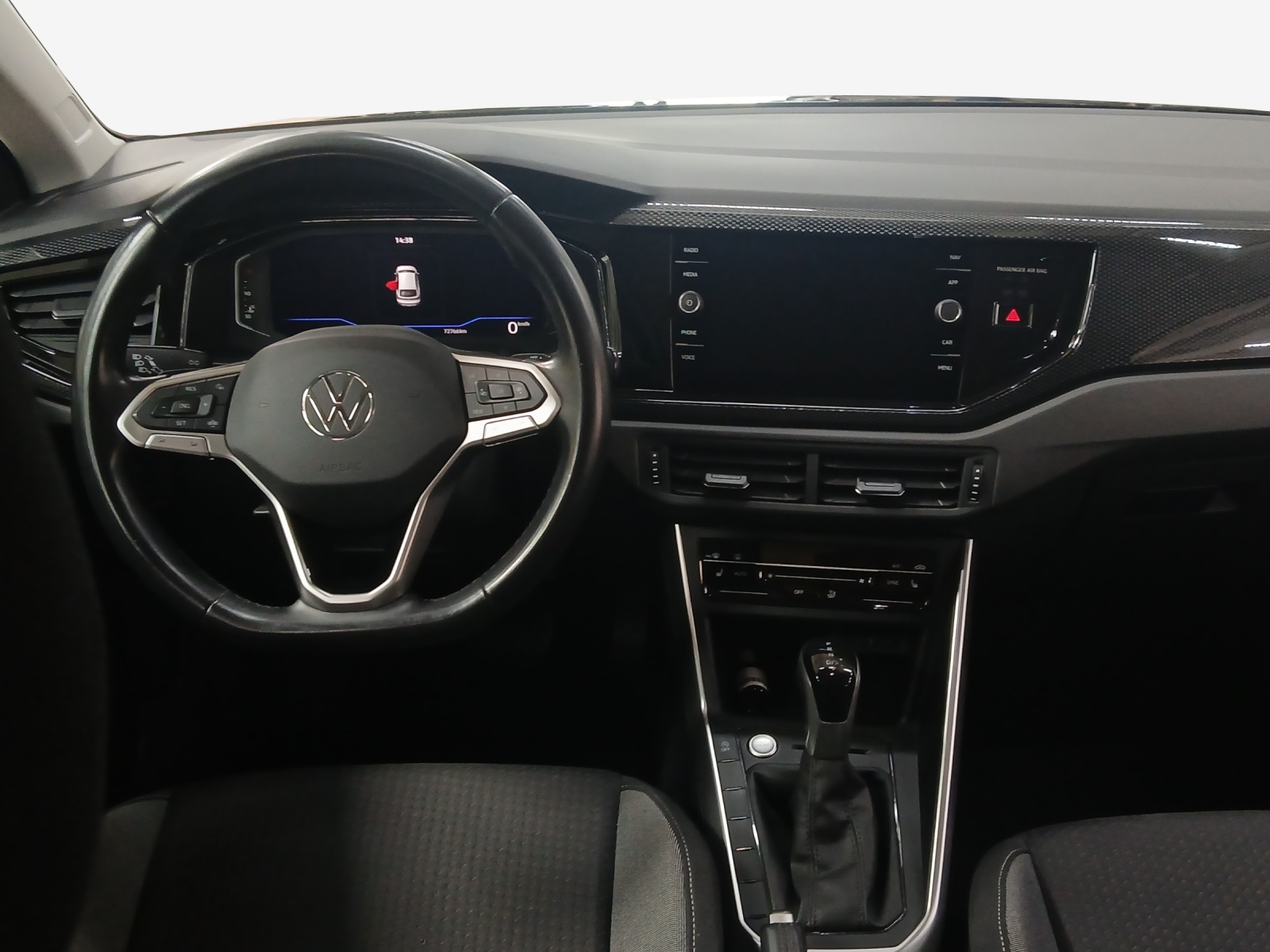 VW Taigo 1.0 TSI Life DSG-image-8