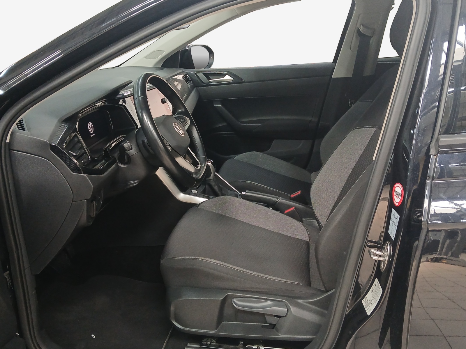 VW Taigo 1.0 TSI Life DSG-image-7