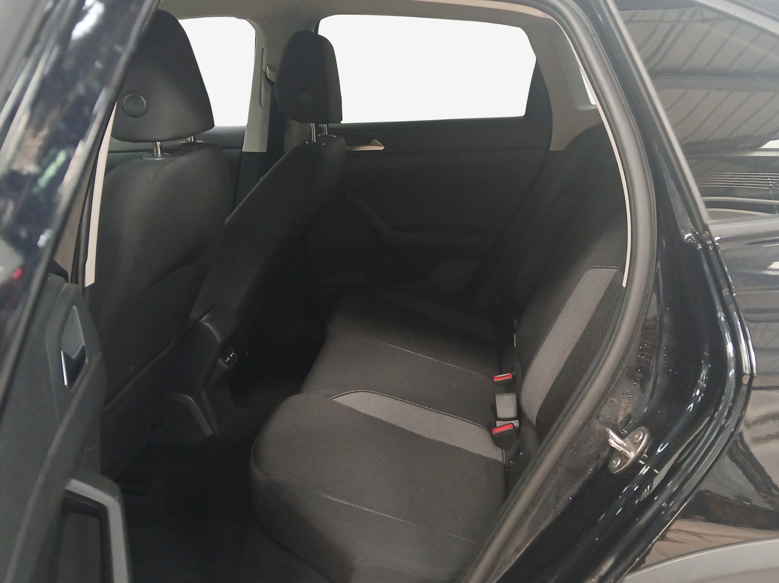 VW Taigo 1.0 TSI Life DSG-image-11