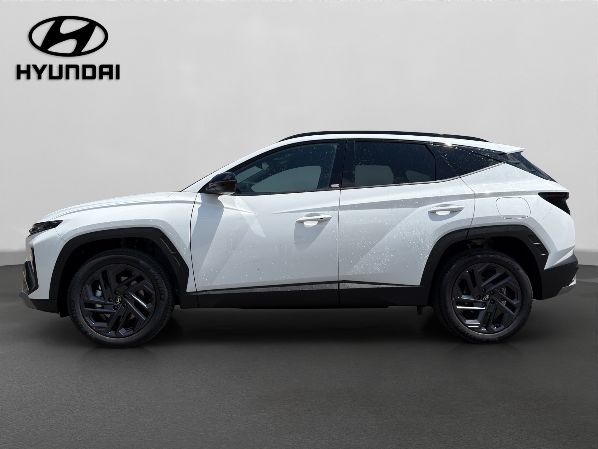 HYUNDAI Tucson 1.6 TGDI HEV Origo Black Line 4WD-image-2