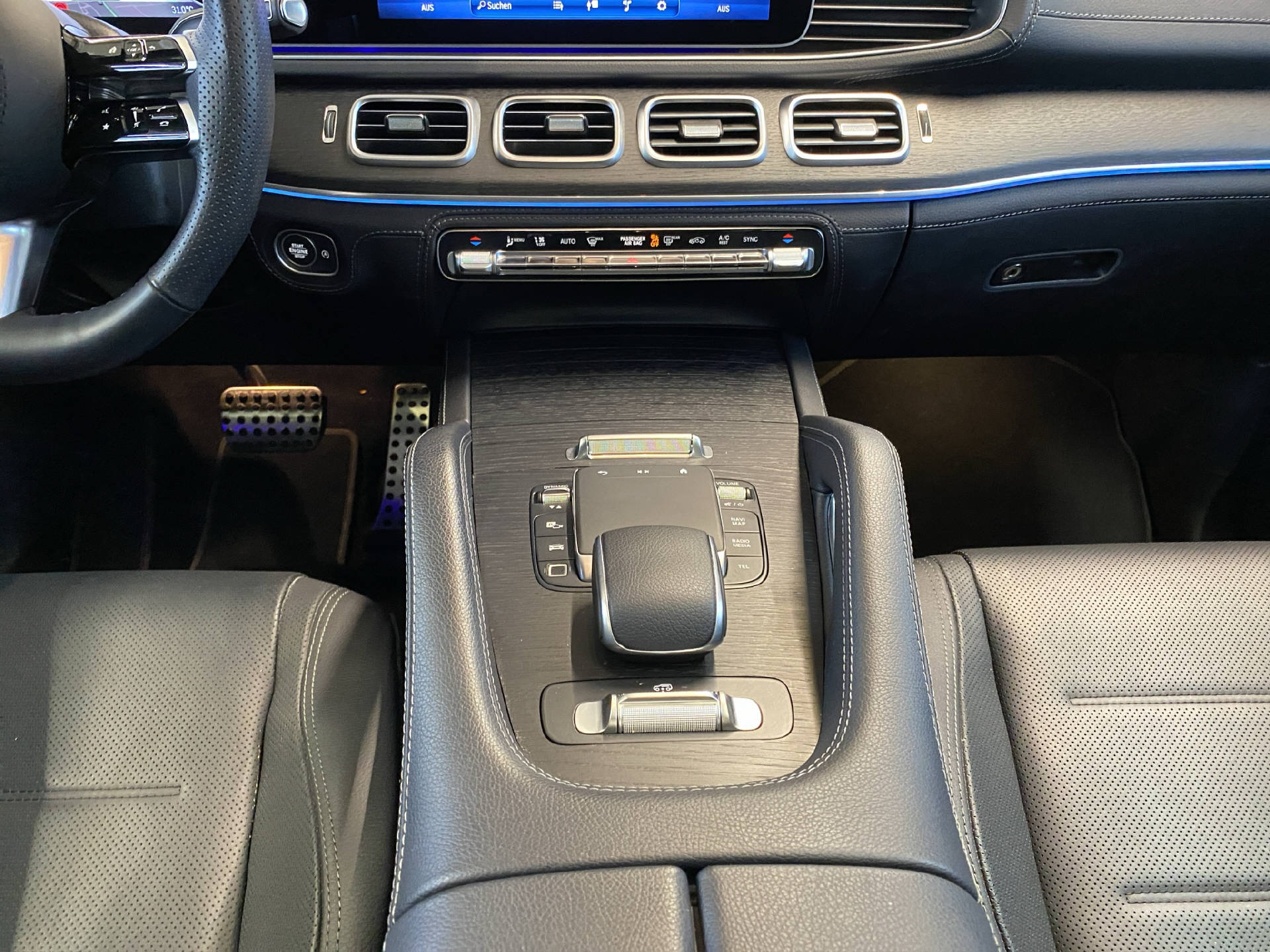 MERCEDES-BENZ GLE 450 d AMG Line 4matic-image-9