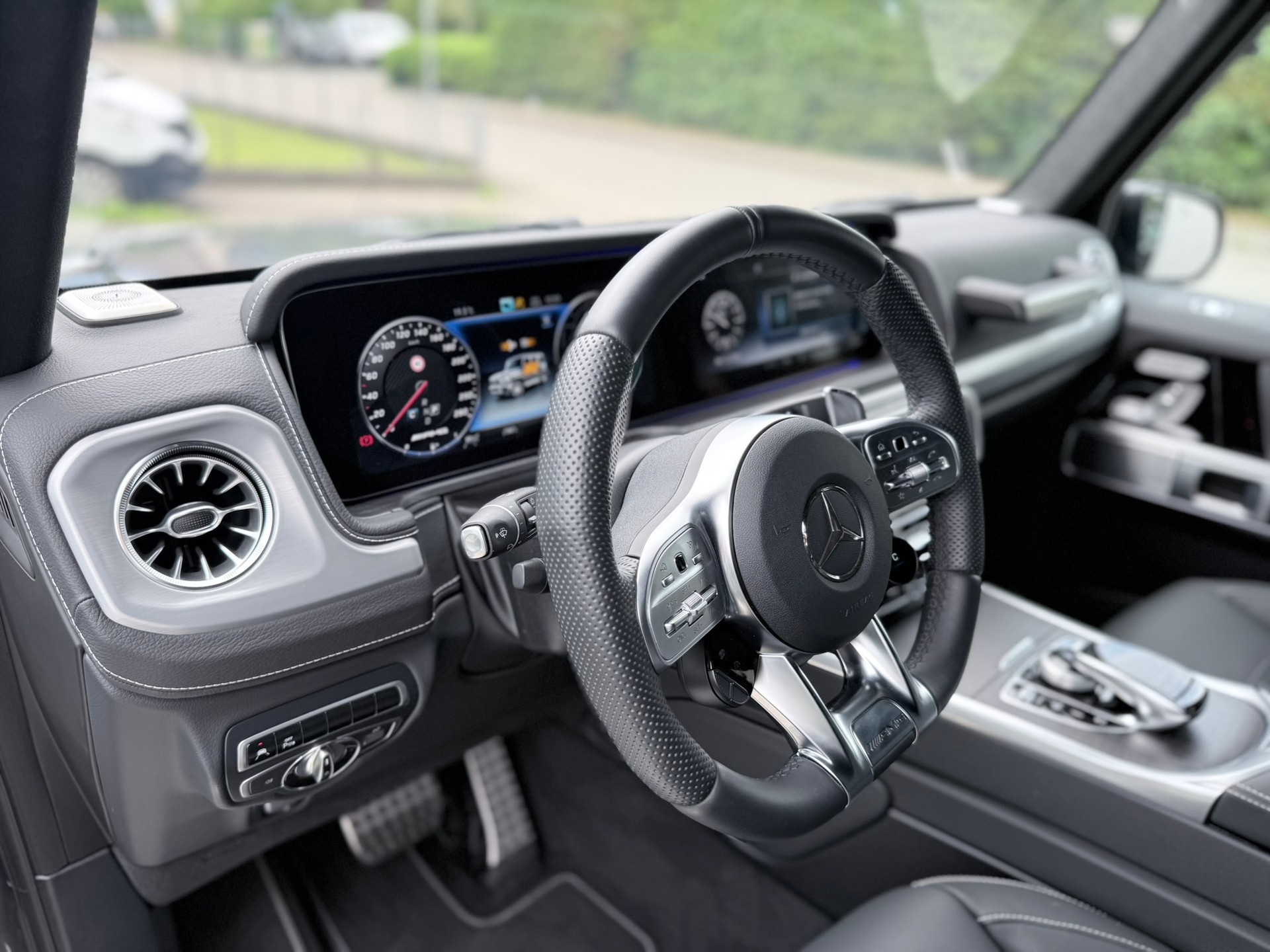 MERCEDES-BENZ G 63 AMG Speedshift Plus G-Tronic-image-11
