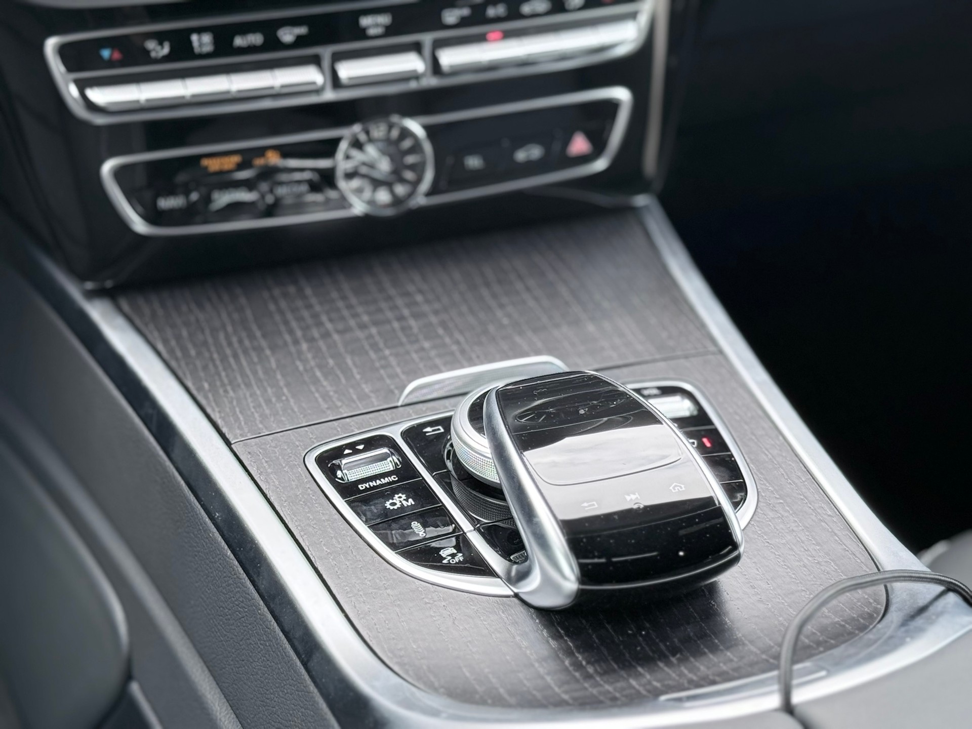 MERCEDES-BENZ G 63 AMG Speedshift Plus G-Tronic-image-15