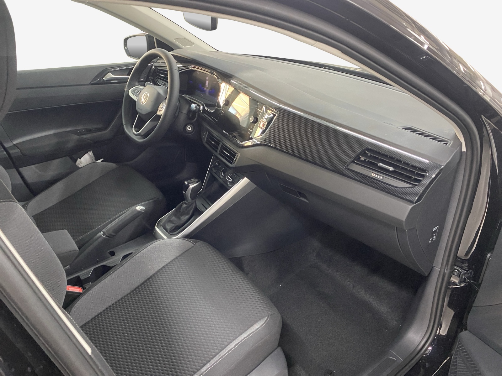 VW Polo 1.0 TSI Life DSG-image-13