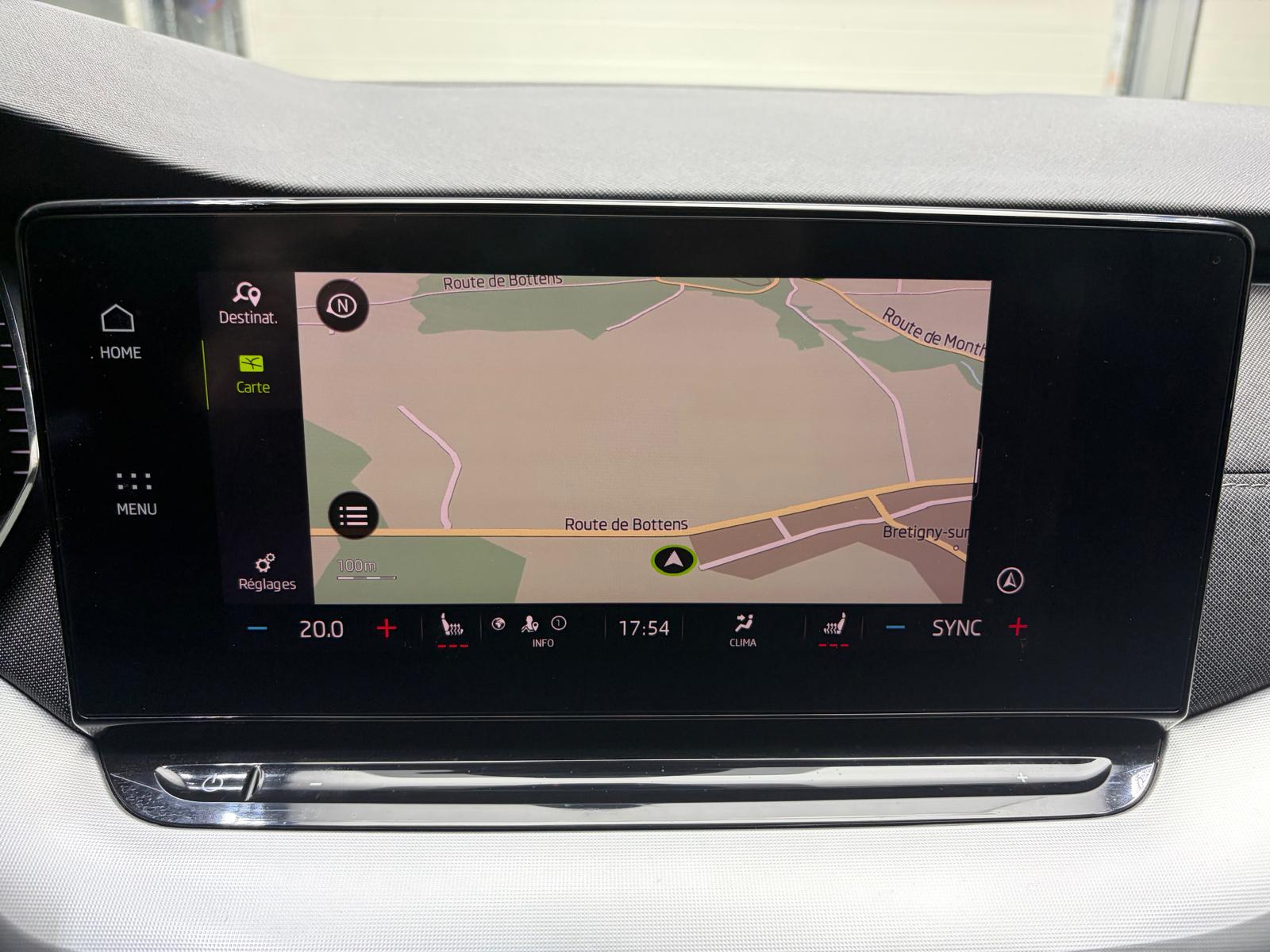 SKODA Octavia Combi 1.0 TSI mHEV DSG Style-image-23