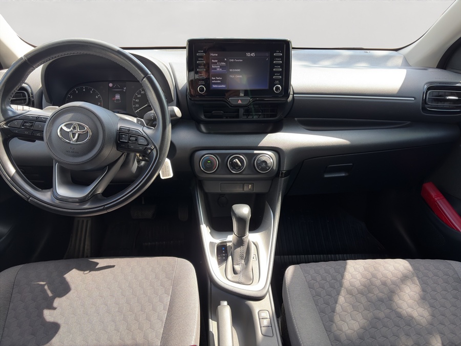 TOYOTA Yaris 1.5 Trend CVT-image-6