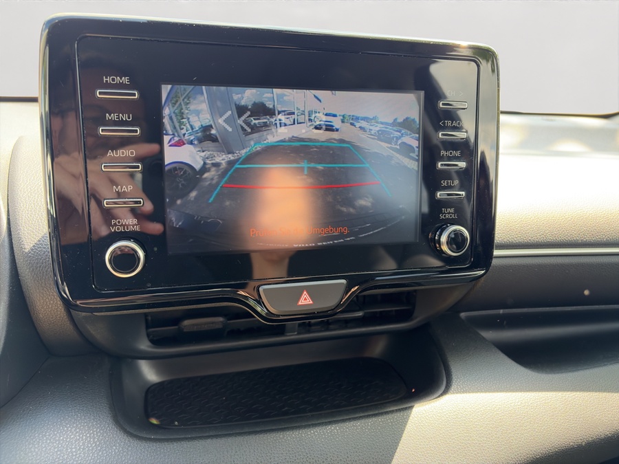 TOYOTA Yaris 1.5 Trend CVT-image-12