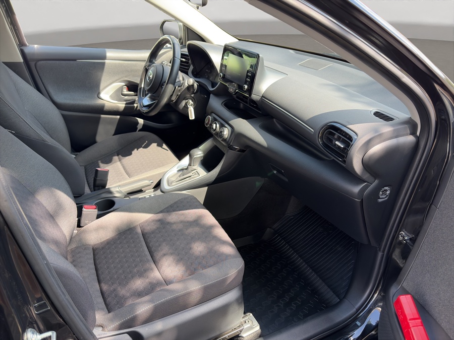 TOYOTA Yaris 1.5 Trend CVT-image-9