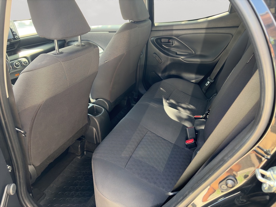 TOYOTA Yaris 1.5 Trend CVT-image-8