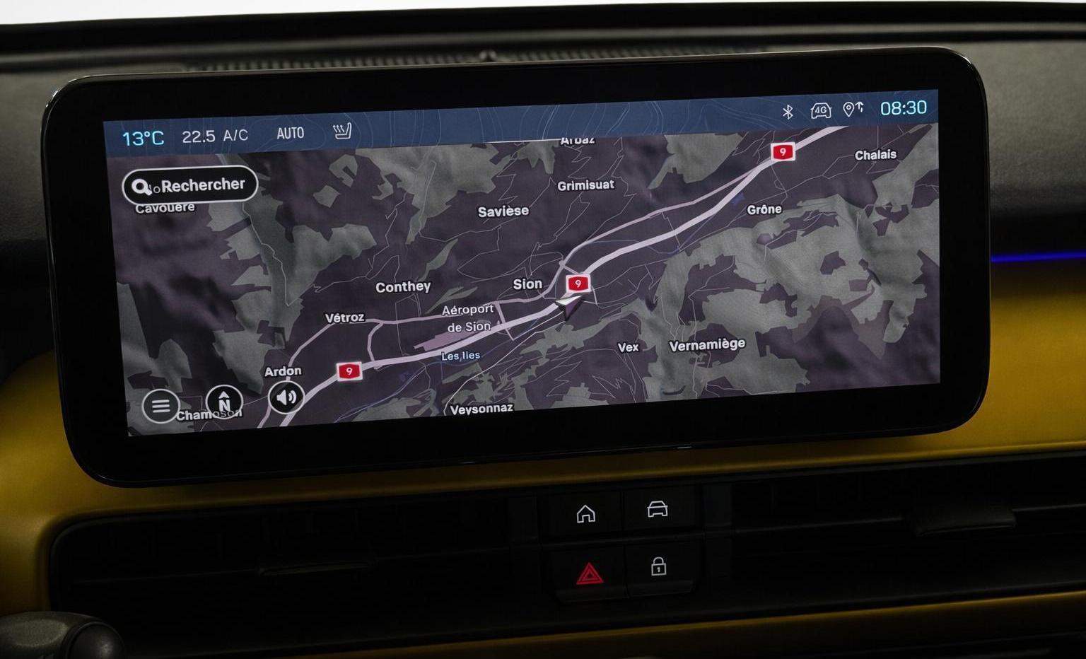 JEEP Avenger Summit-image-14