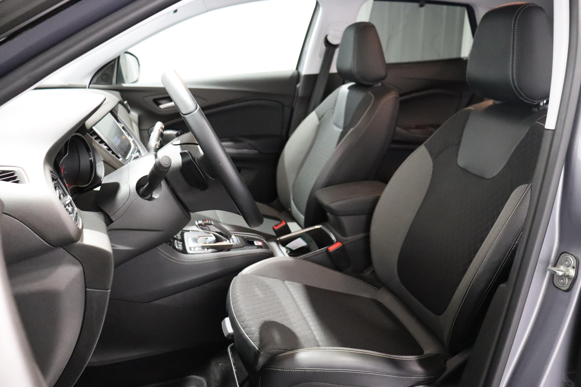 OPEL Grandland X 1.6 T PHEV Excellence-image-5