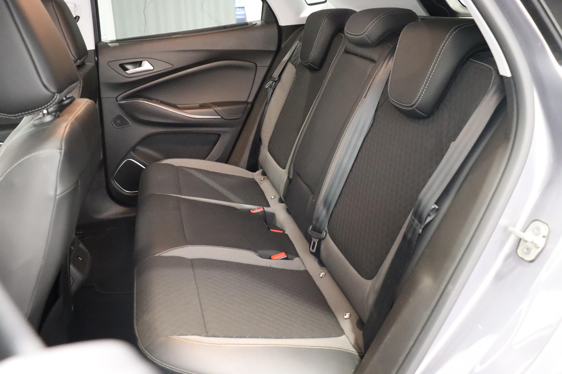 OPEL Grandland X 1.6 T PHEV Excellence-image-6