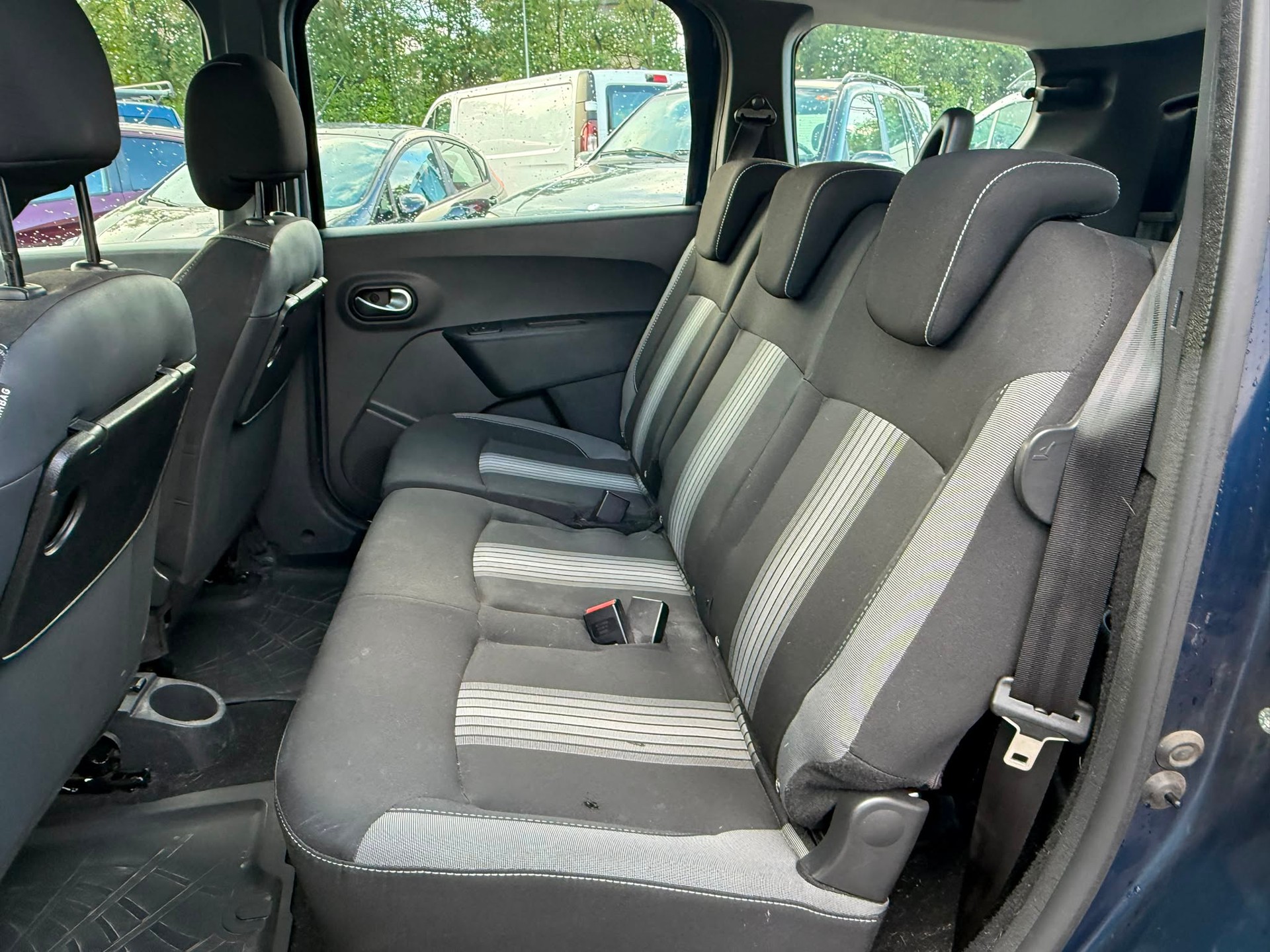 DACIA Lodgy 1.2 Turbo Stepway Unlimited 2 7PL-image-10